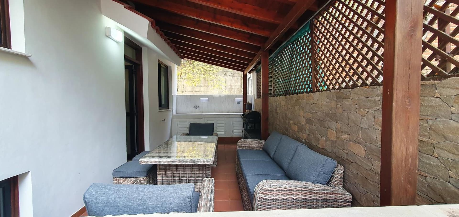 Phaedrus Living: Luxury Maisonette Platres