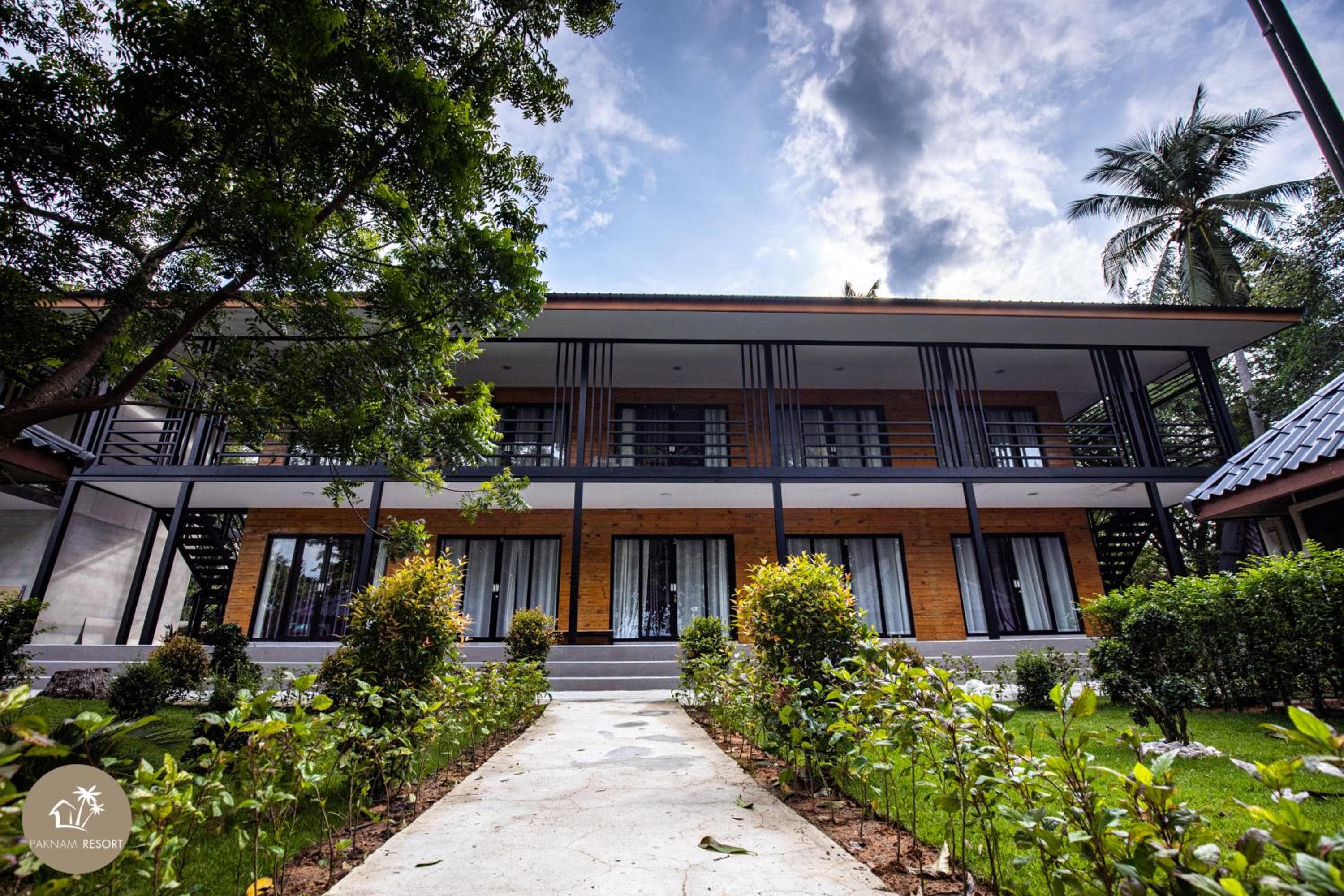 Pak Nam Resort