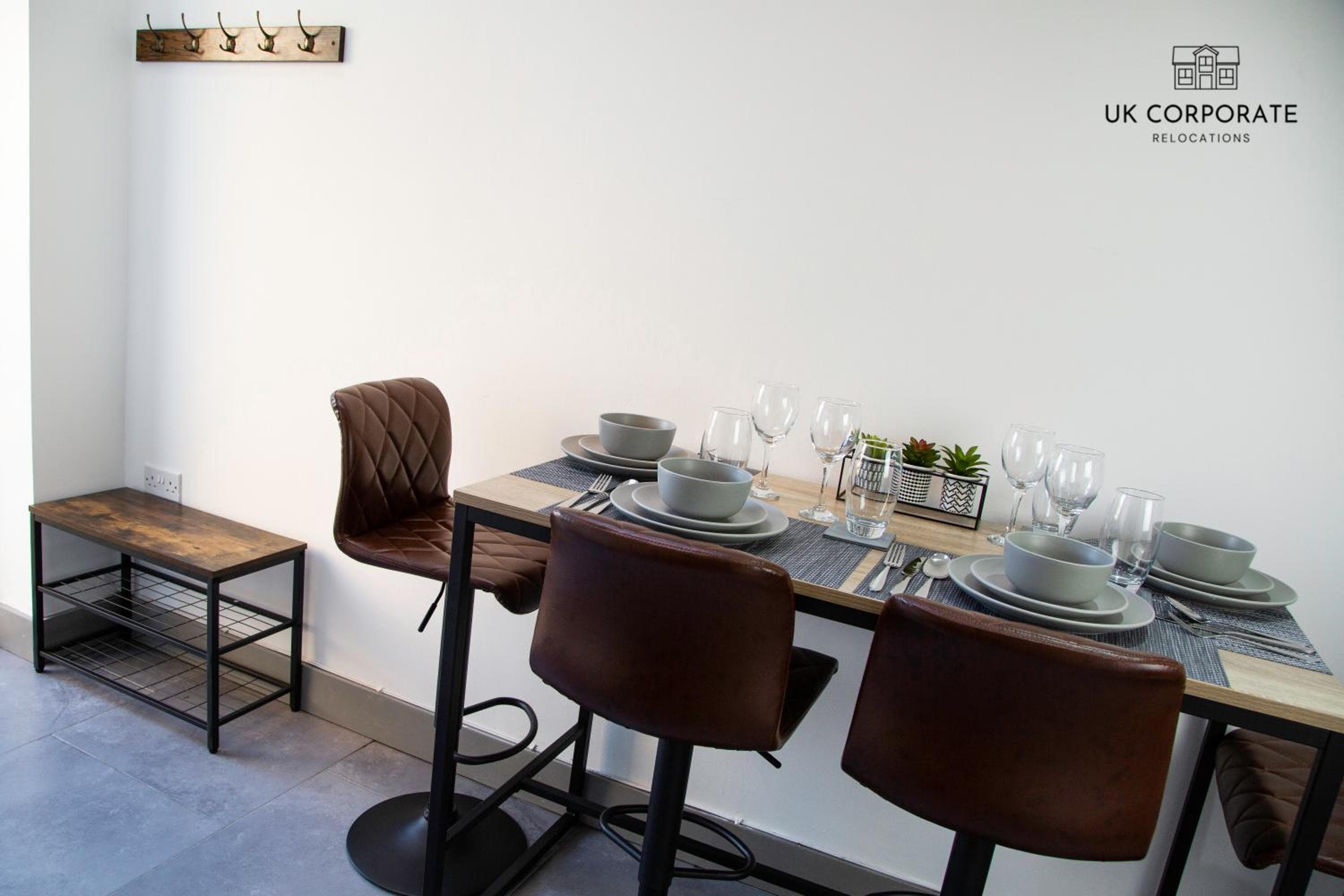 2 bed Apartment by UK Corporate Relocations Ltd