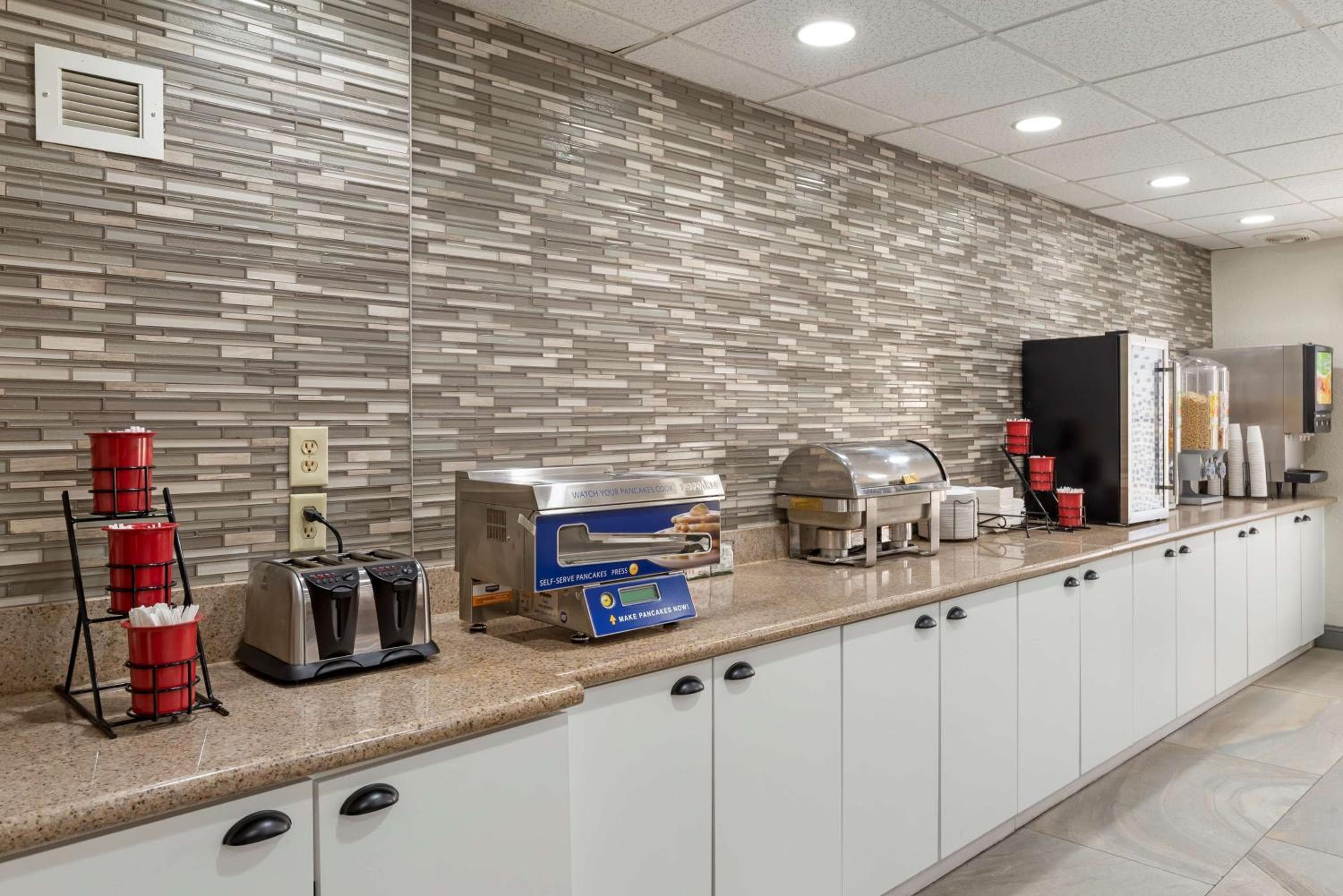 Best Western PLUS Executive Hotel Richmond