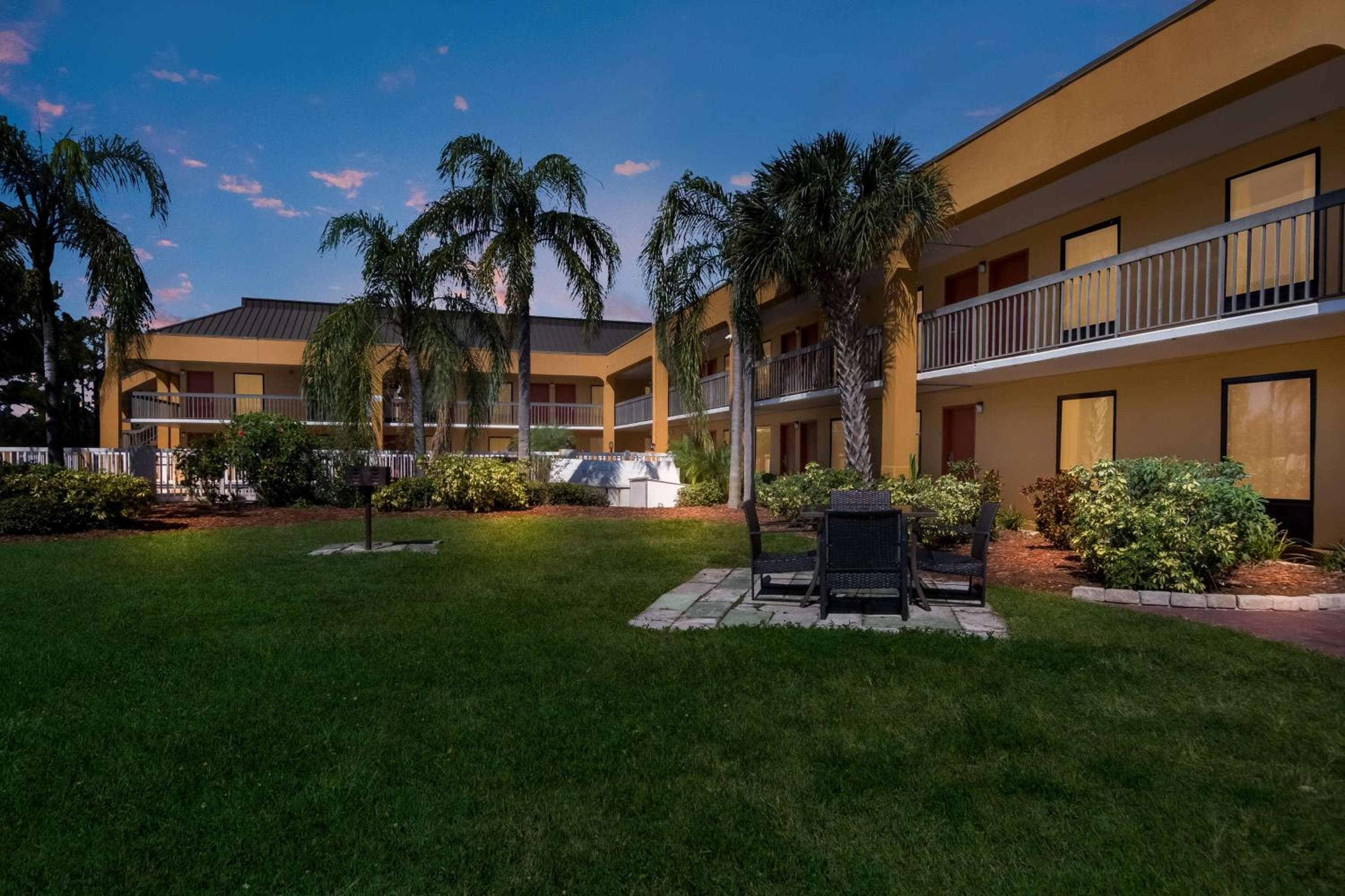 SureStay Hotel by Best Western St Pete Clearwater Airport