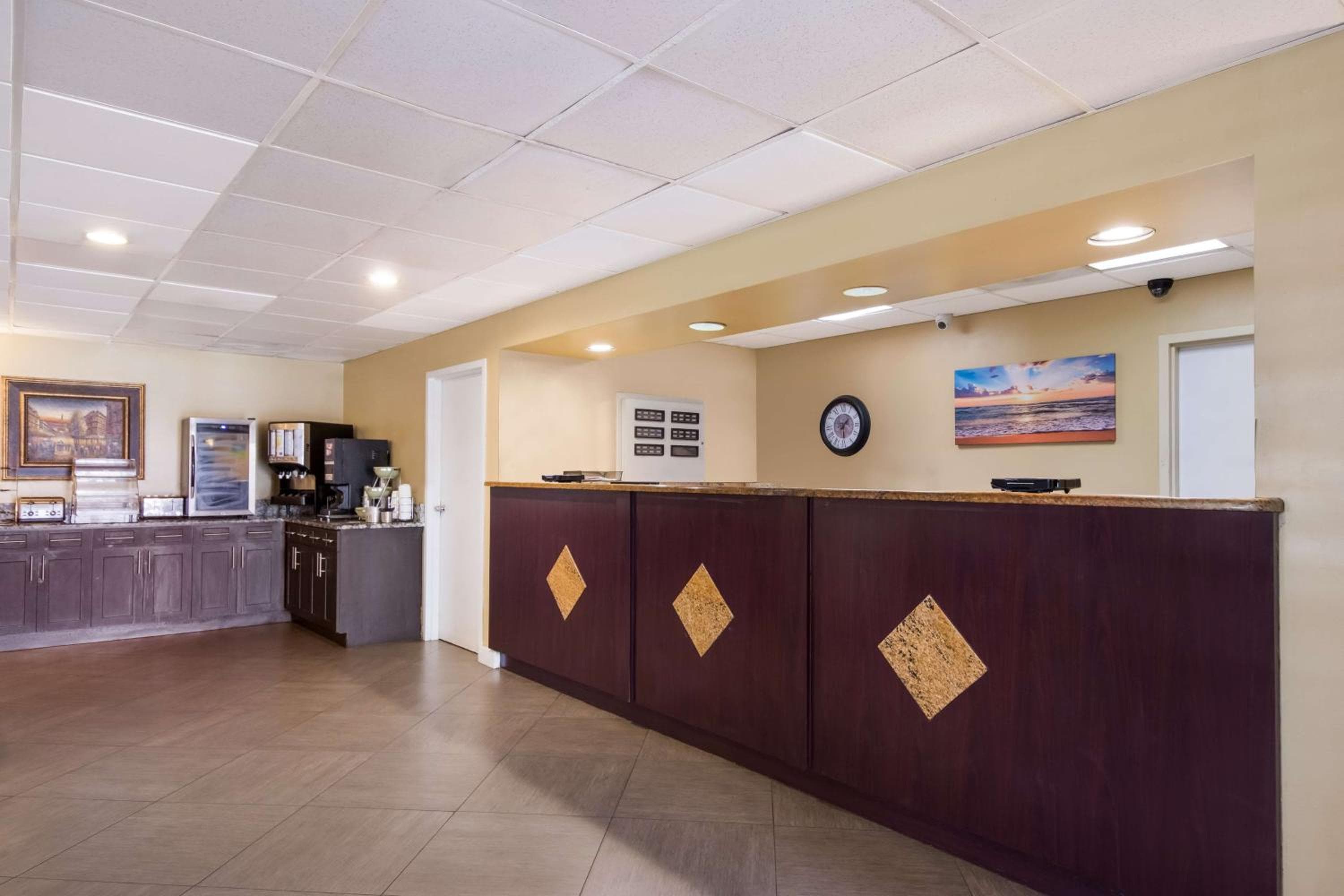 SureStay Hotel by Best Western St Pete Clearwater Airport