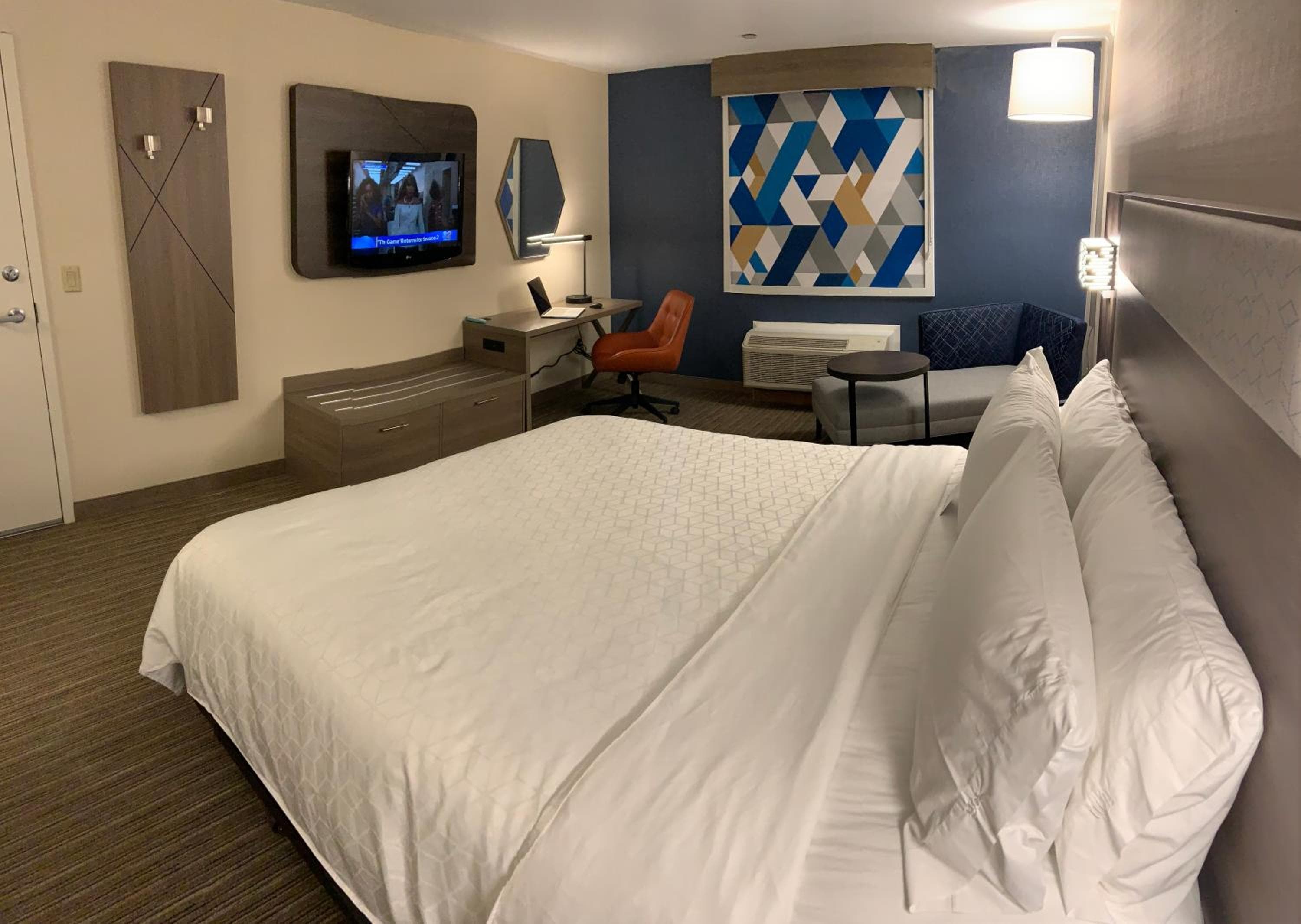 Holiday Inn Express Hotel & Suites Hermosa Beach by IHG