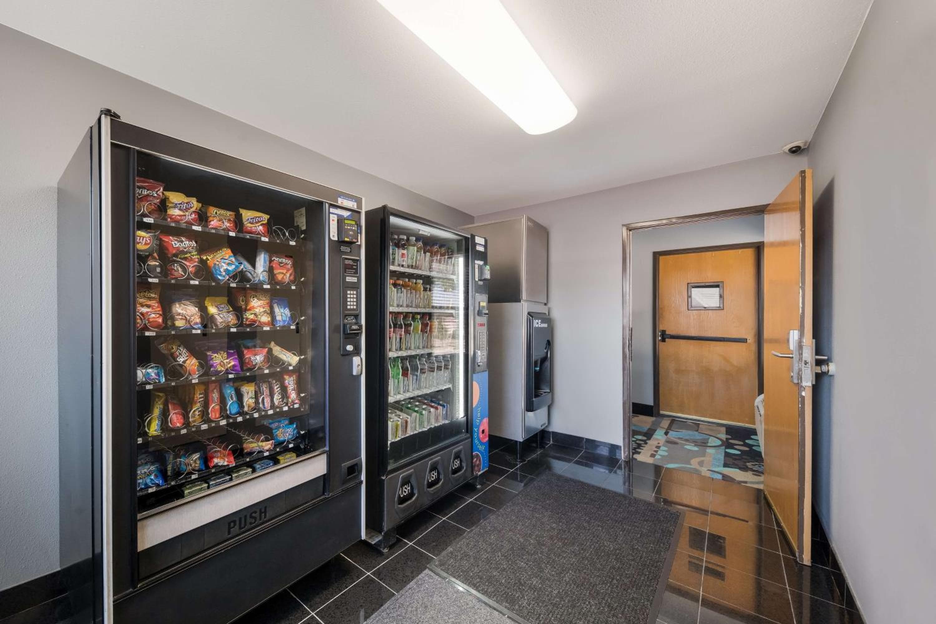 Comfort Suites Plano East - Richardson