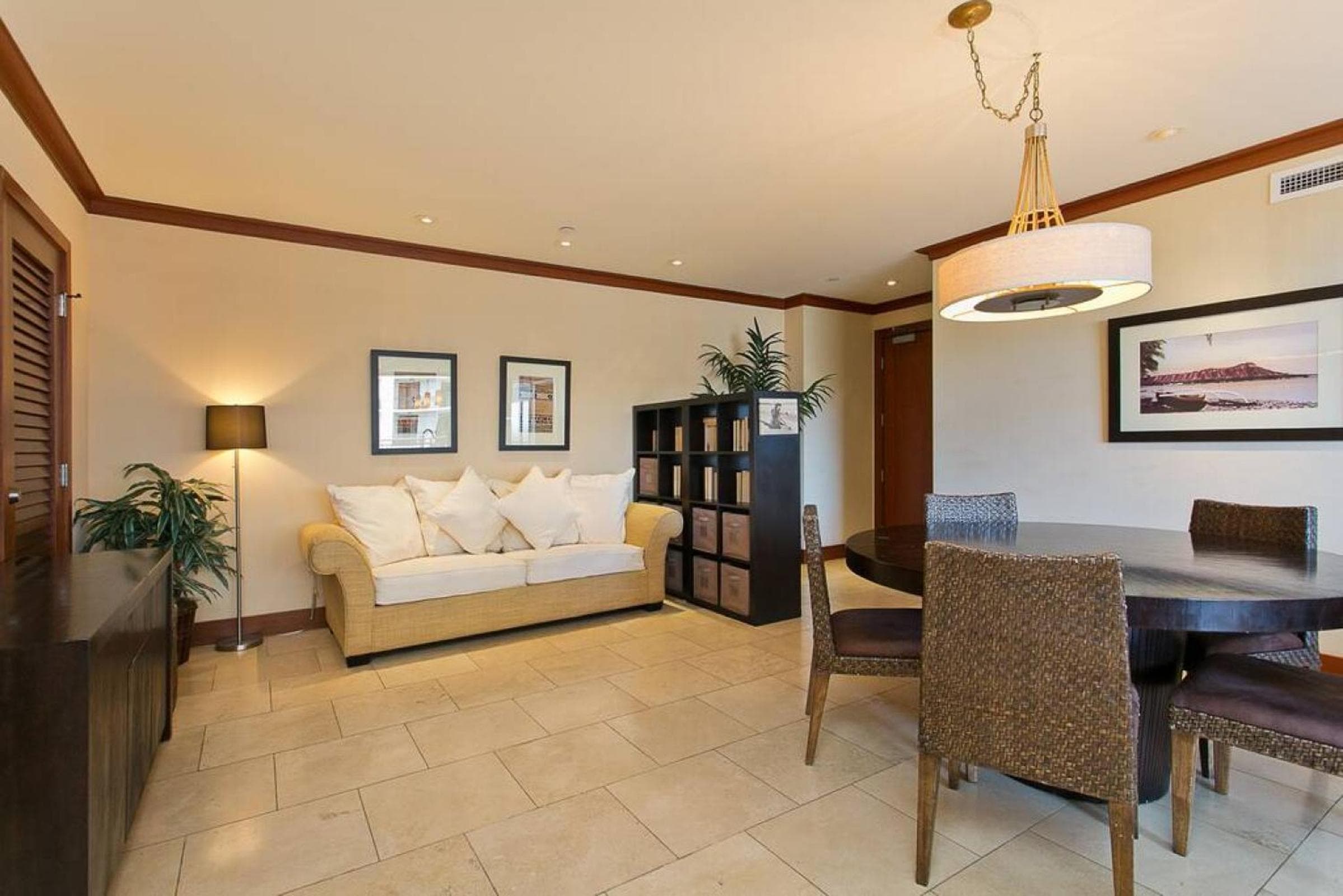 Luxury Poolside Oceanview OT512 Ko Olina Beach Villa 2BR 2BA &Free Parking Private Lanai Steps to Lagoon & Disney Aulani