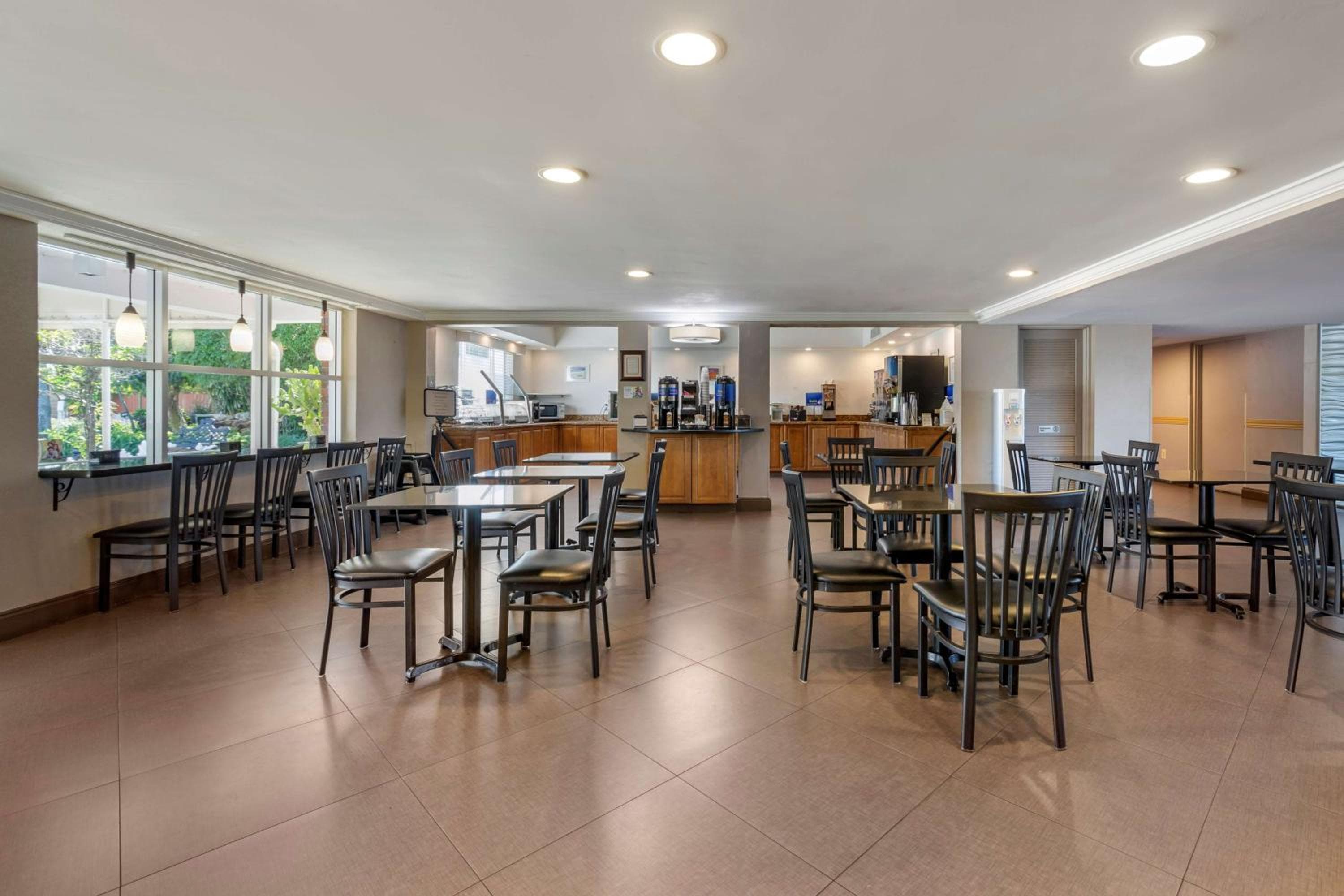 Best Western Palm Beach Lakes