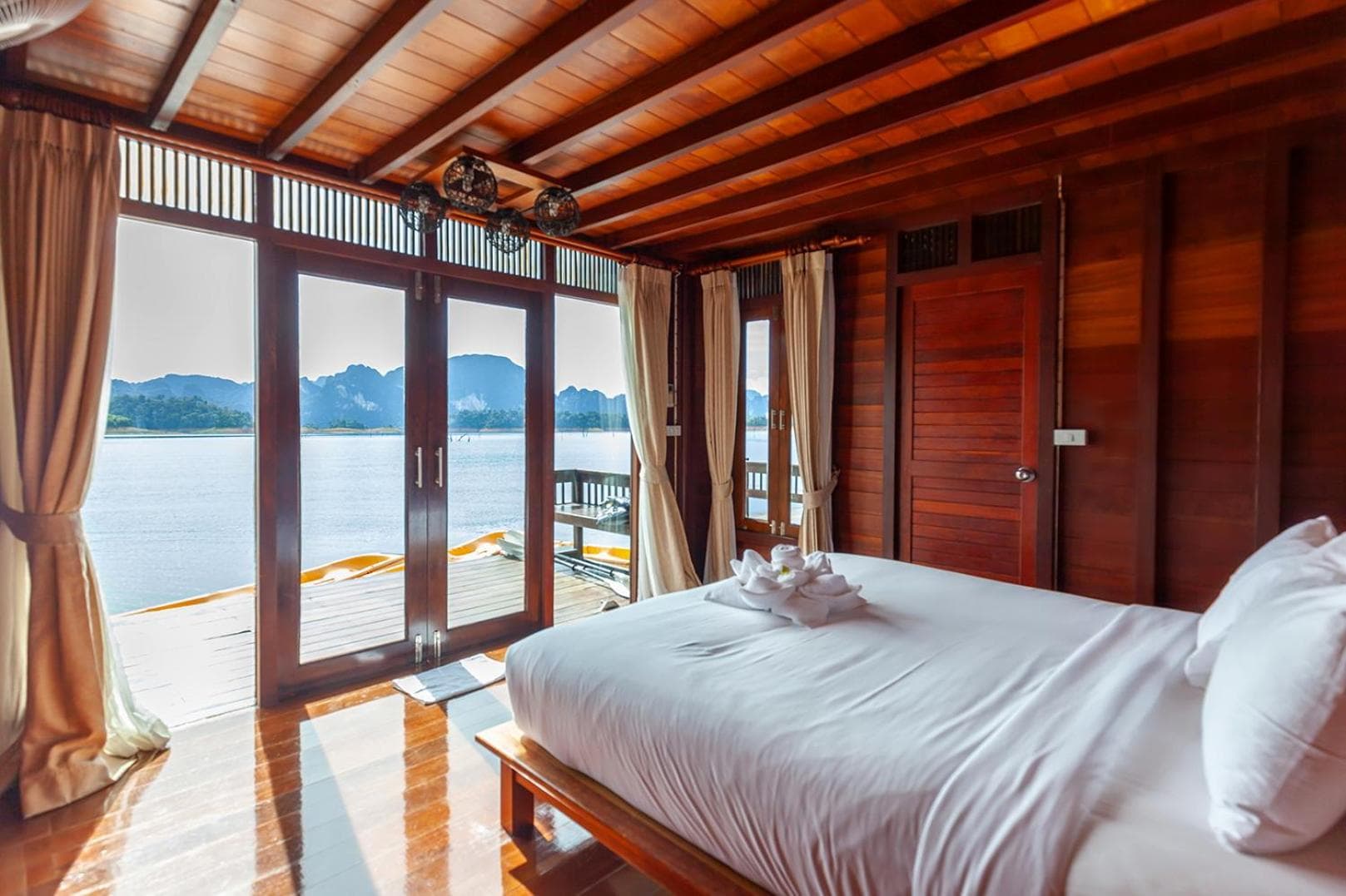500 Rai Floating Resort