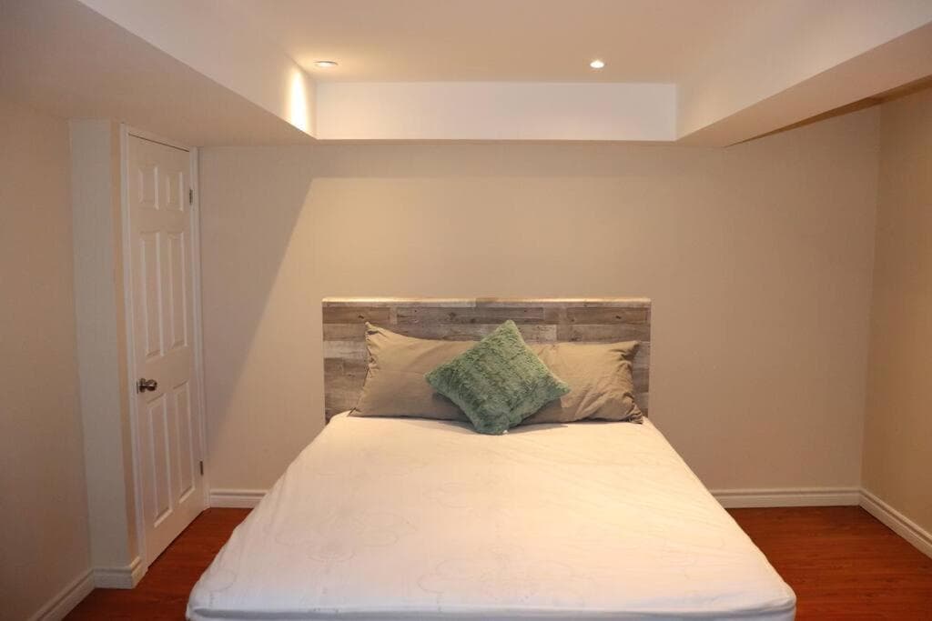 Detached 3 BR home in Ajax,On