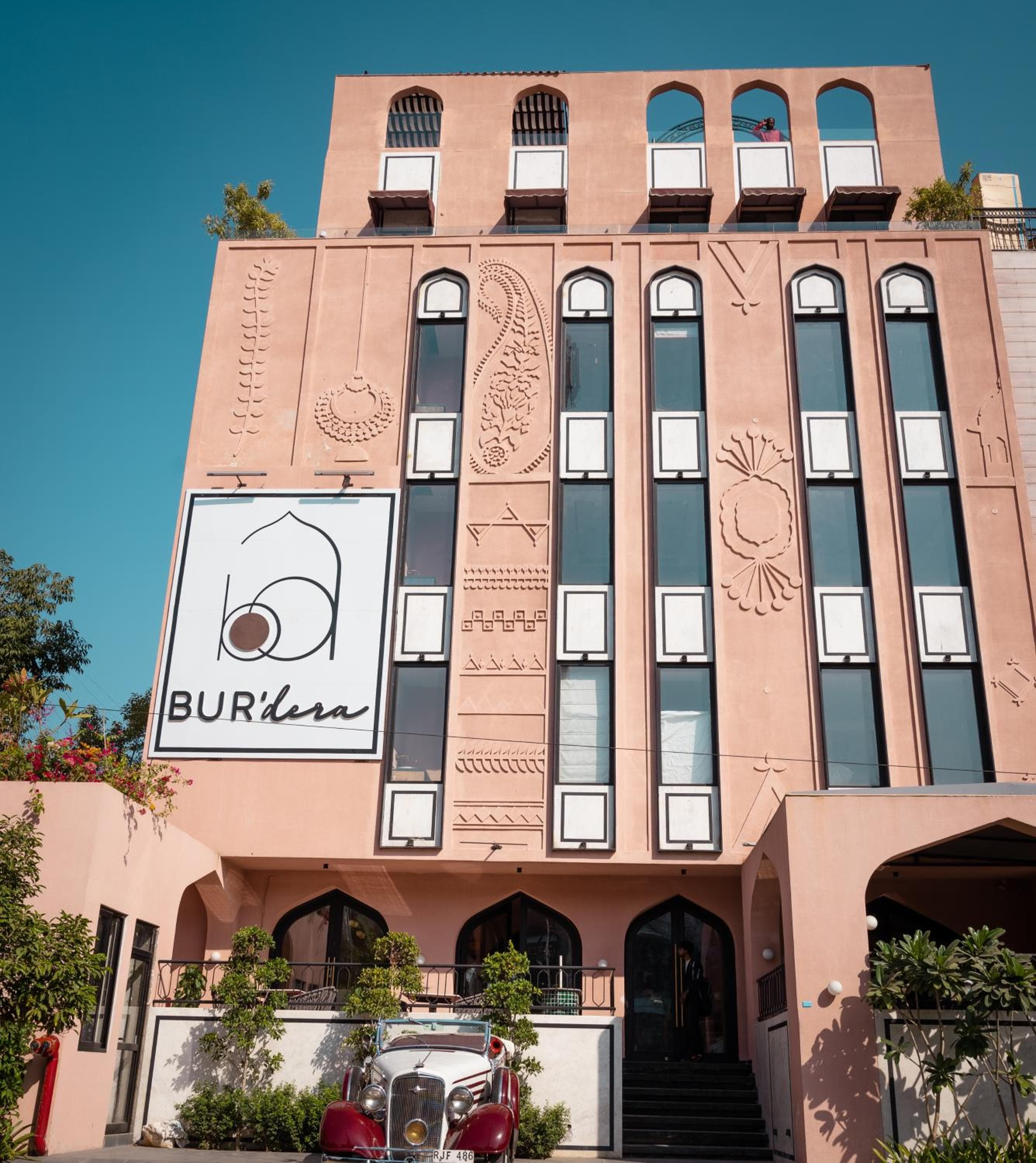 Bur'Dera - a Boutique Luxury Hotel