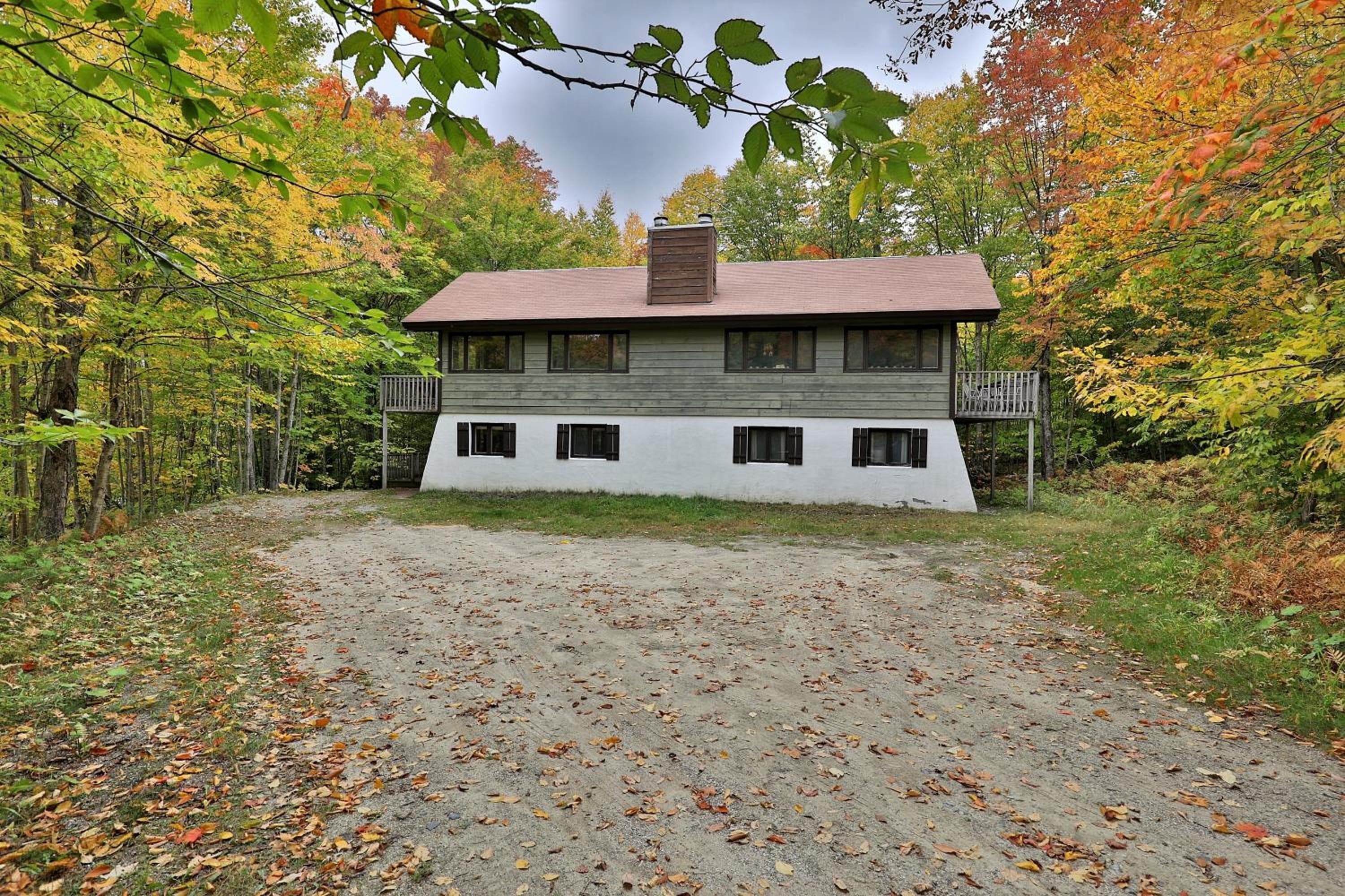 Left Duplex Home Directly Across From Pico Mountain, Close to Killington, home