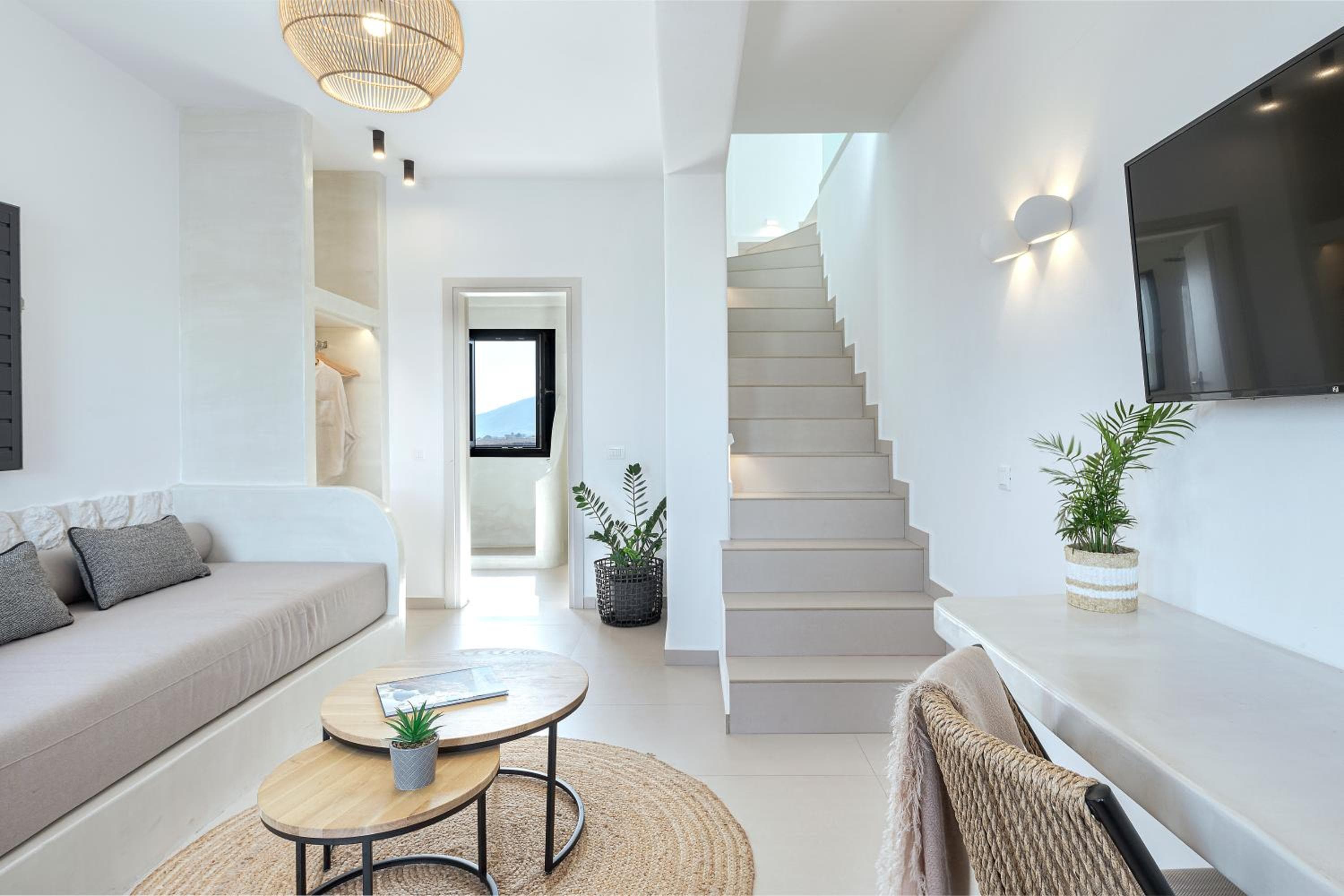 Onyx Hotel & Suites