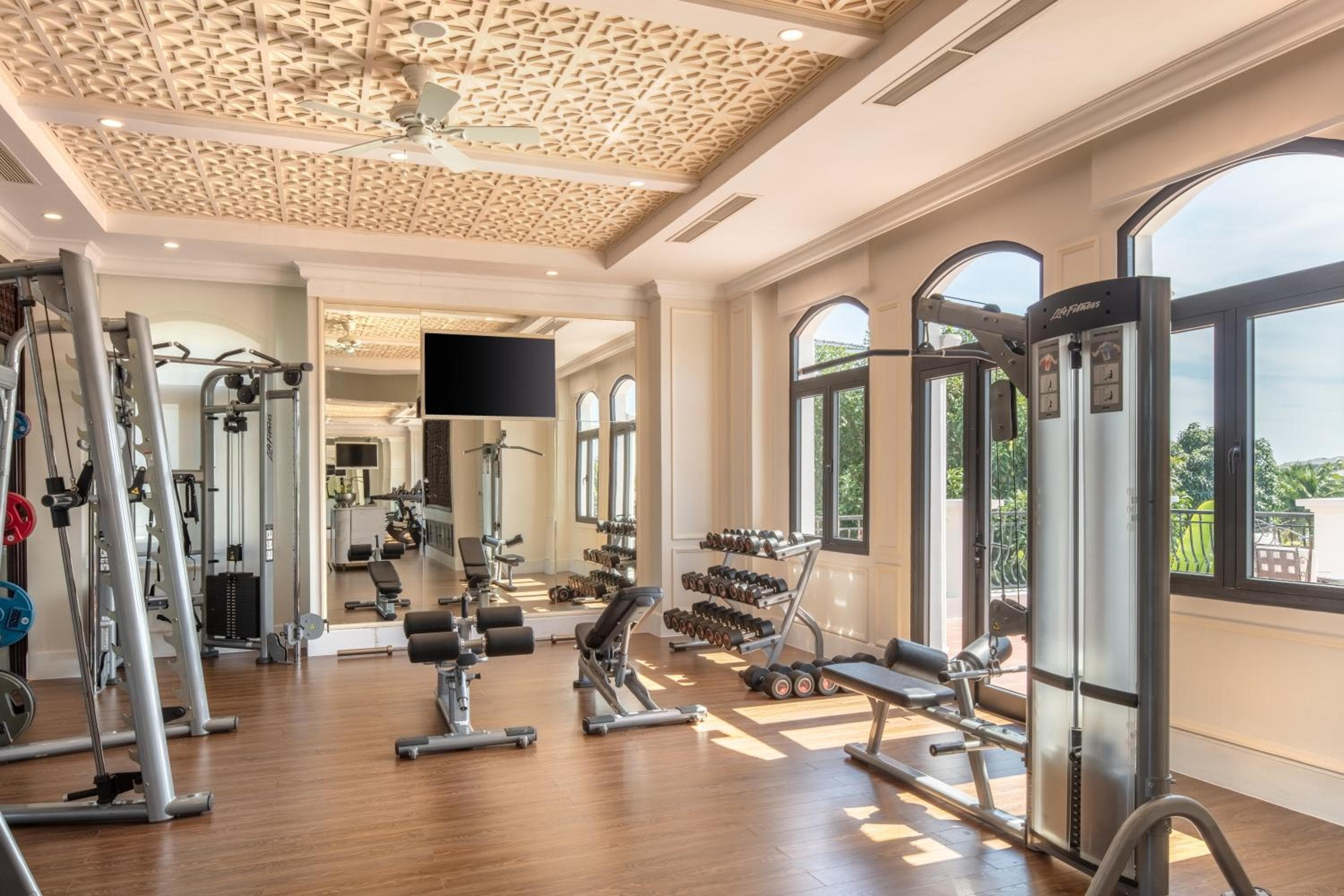 Meliá Vinpearl Cam Ranh Beach Resort