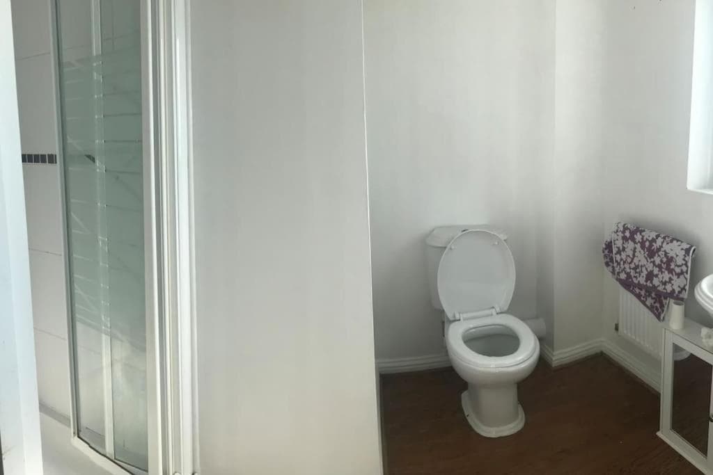 Beachfront pet friendly townhouse, Stunning views