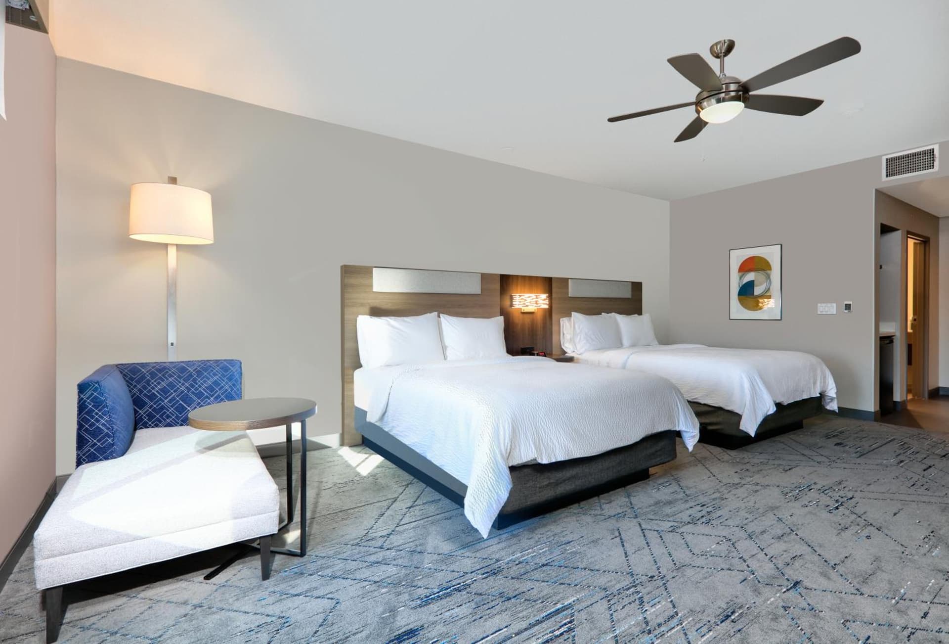 Holiday Inn Express & Suites North Dallas at Preston by IHG