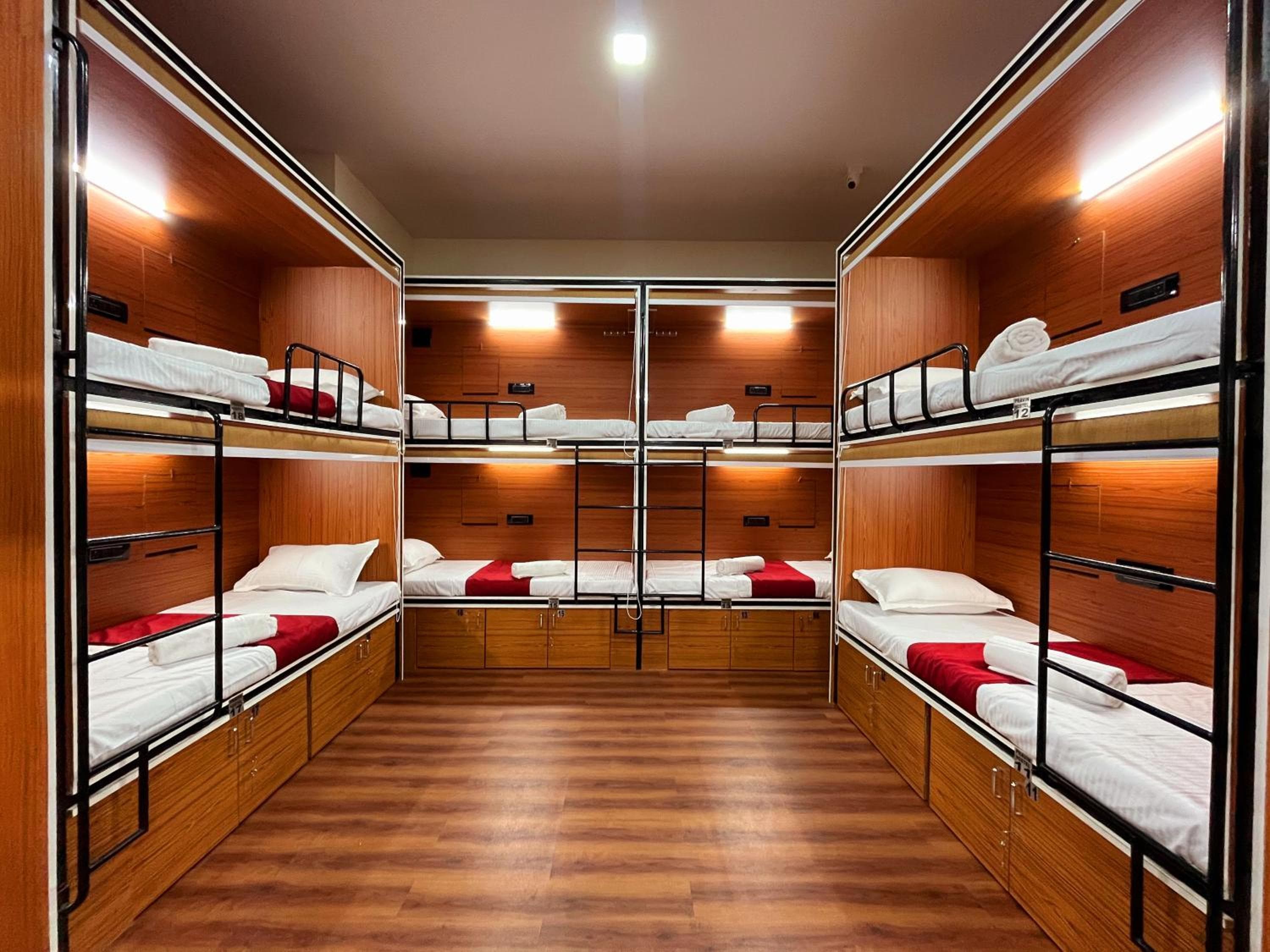 Rahul Men's AC Dormitory