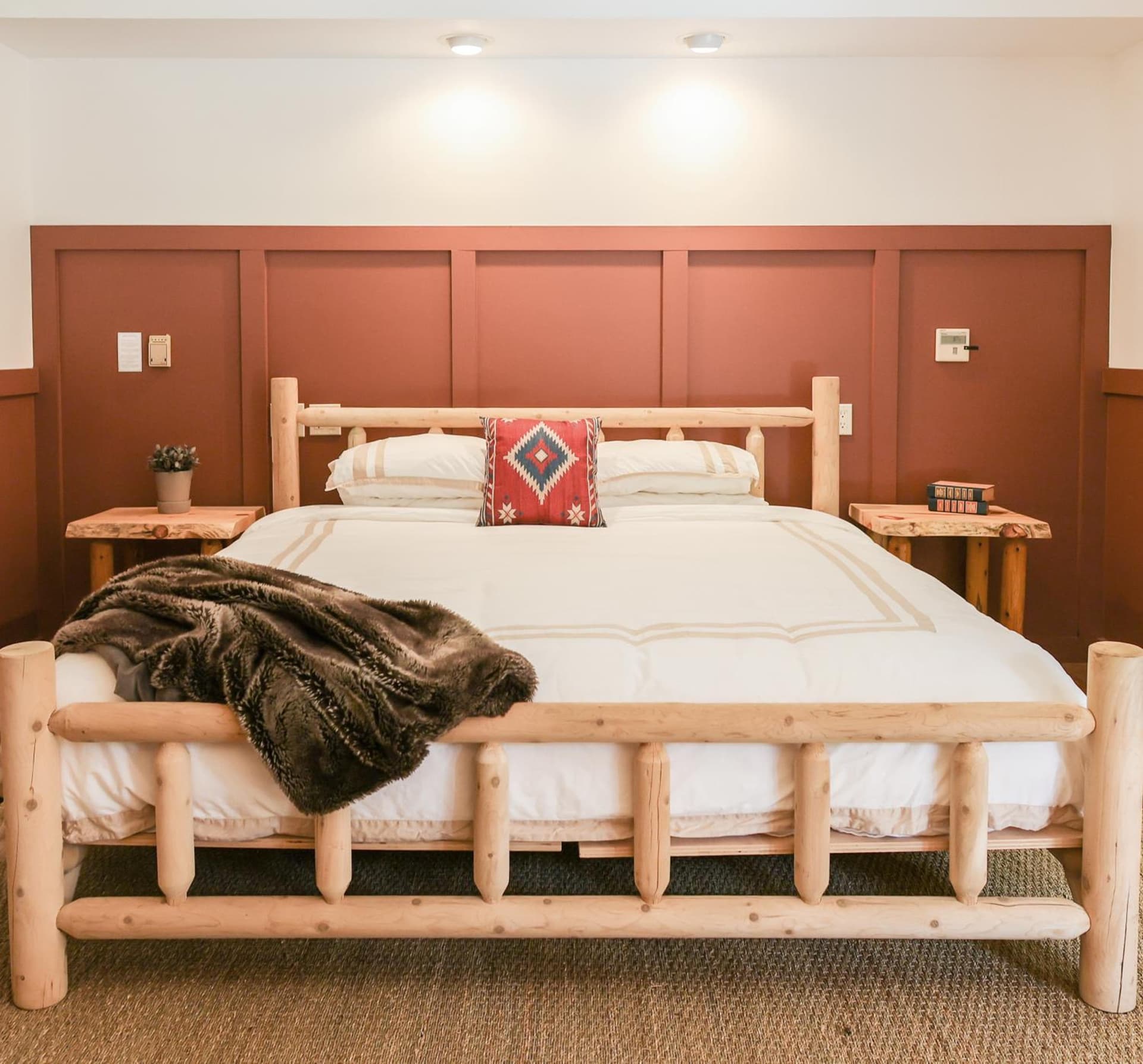 Outland Chalet & Suites Great Smoky Mountains
