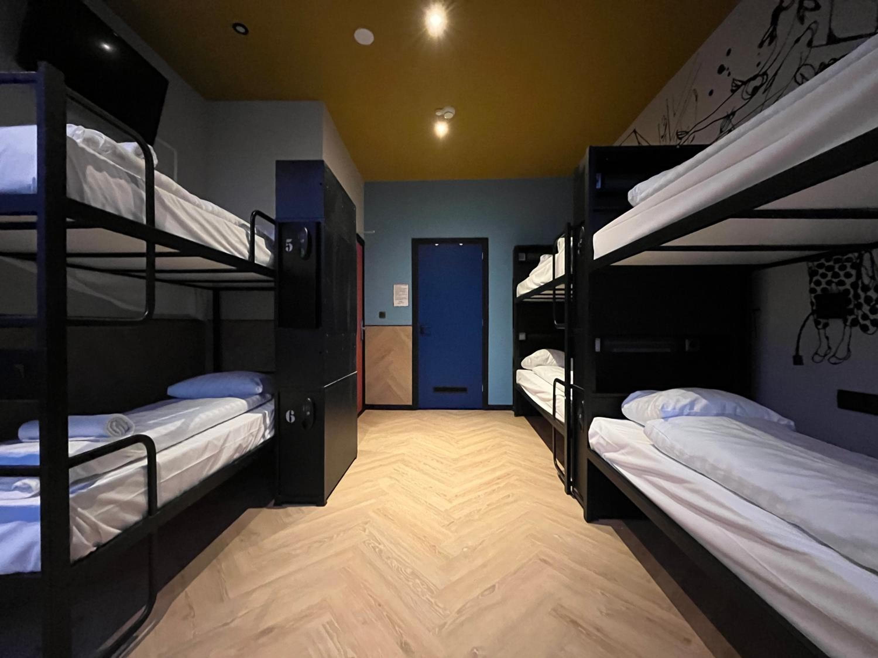 Heart of Amsterdam Hostel