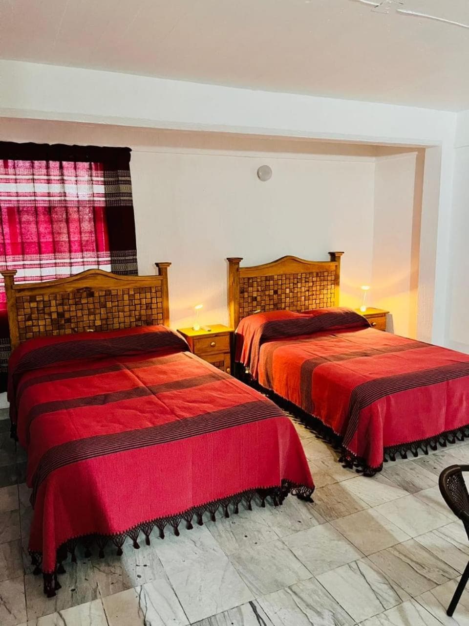 Habitaciones LEONOR