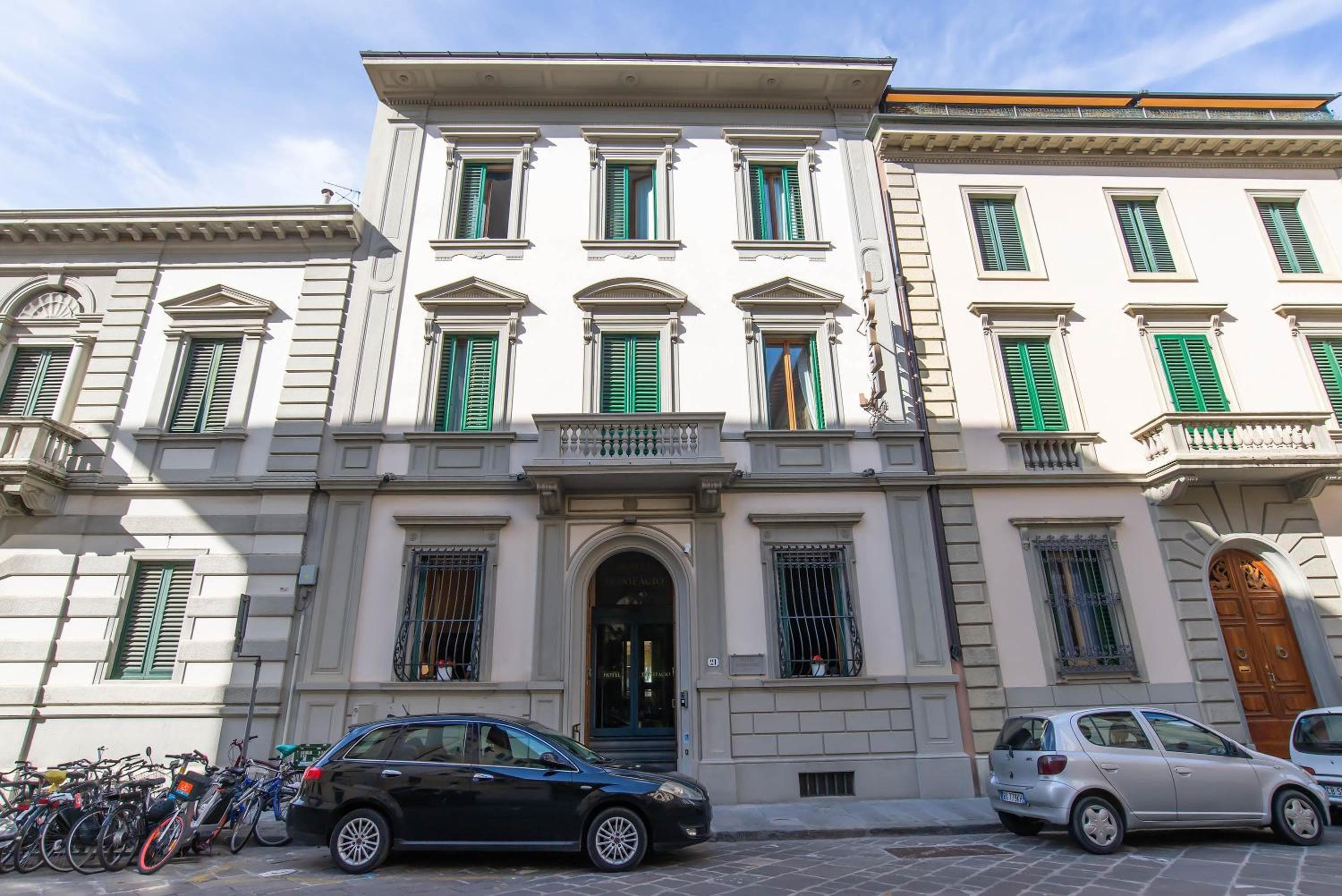 Hotel Bonifacio