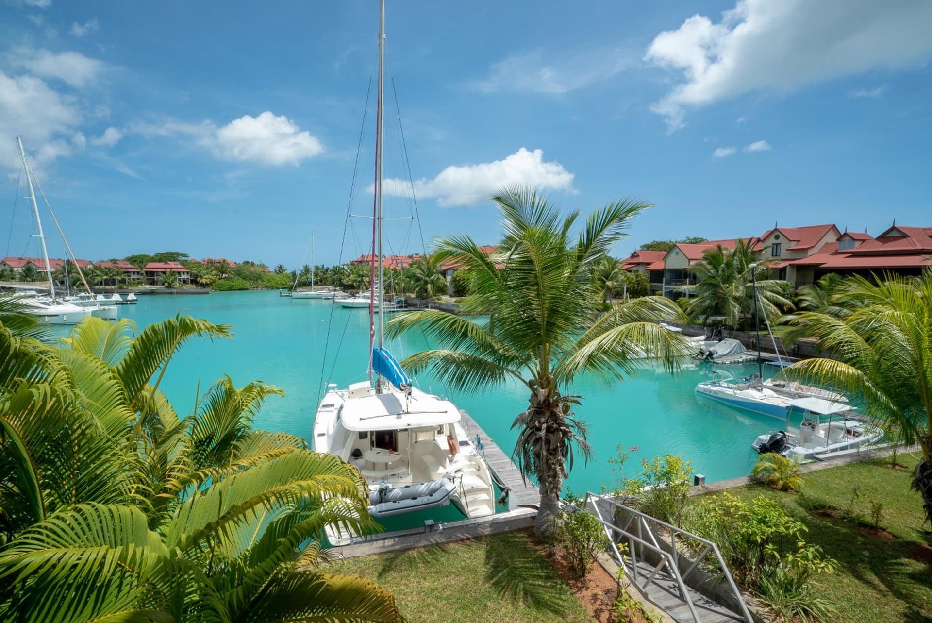 P146A13 - Eden Island Self Catering Apartment Self Check In