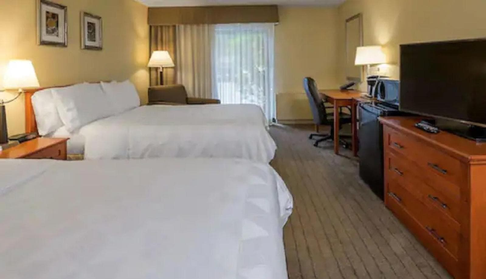 Allure Hotel & Conference Center
