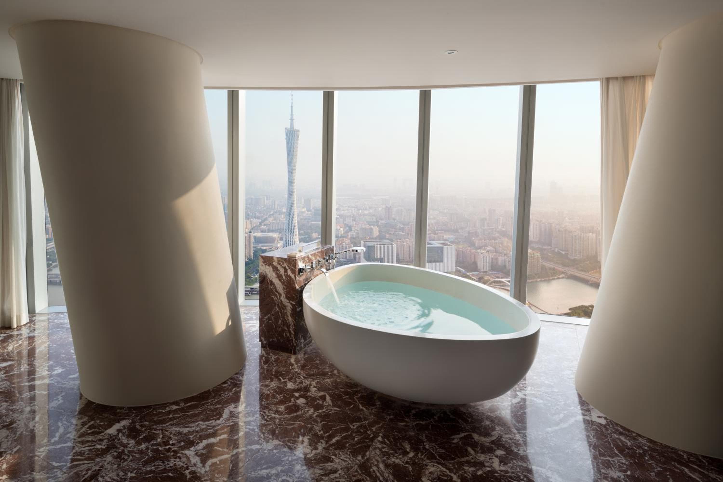 Four Seasons Hotel Guangzhou