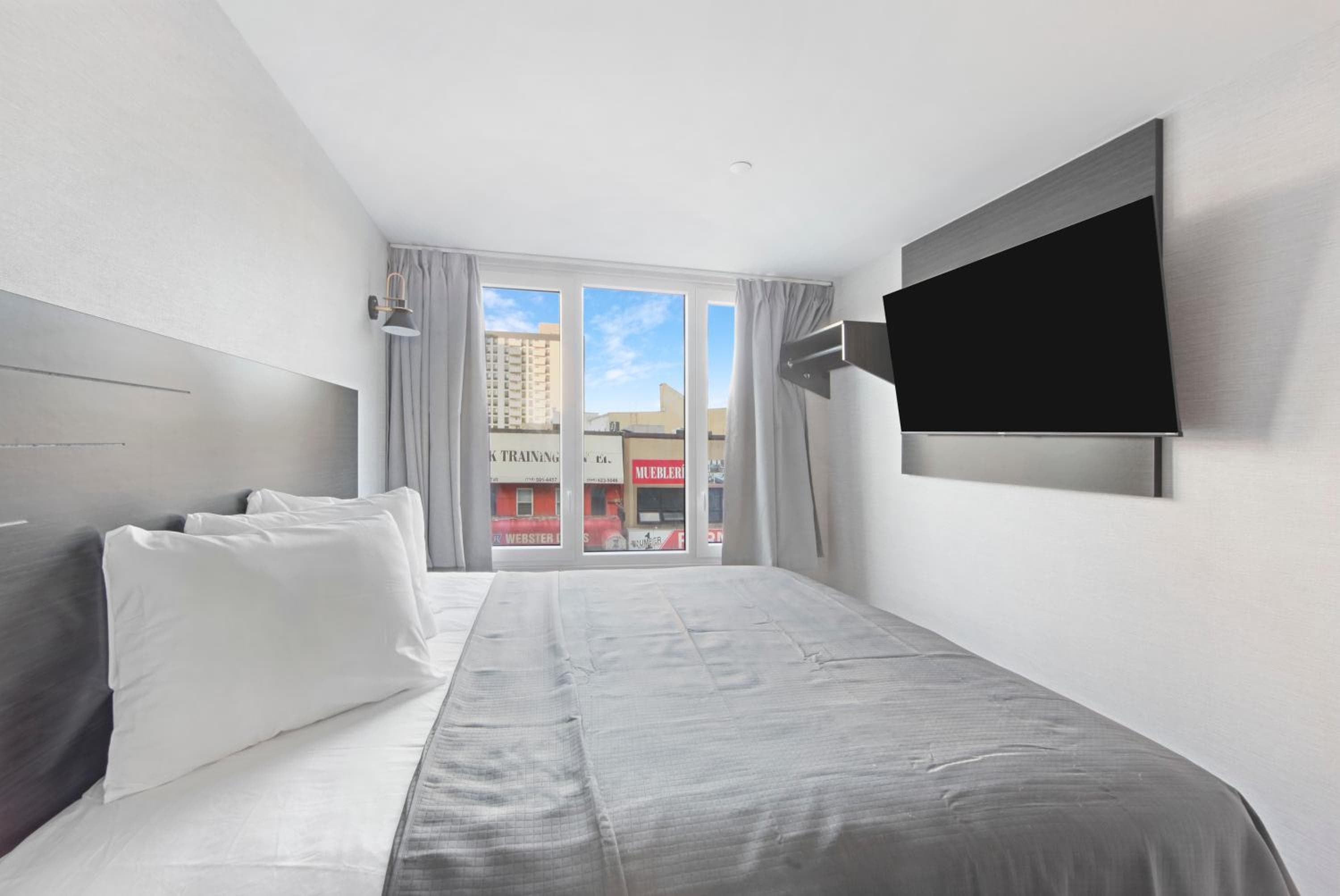 TREMONT HOTEL BRONx-GRAND OPENING