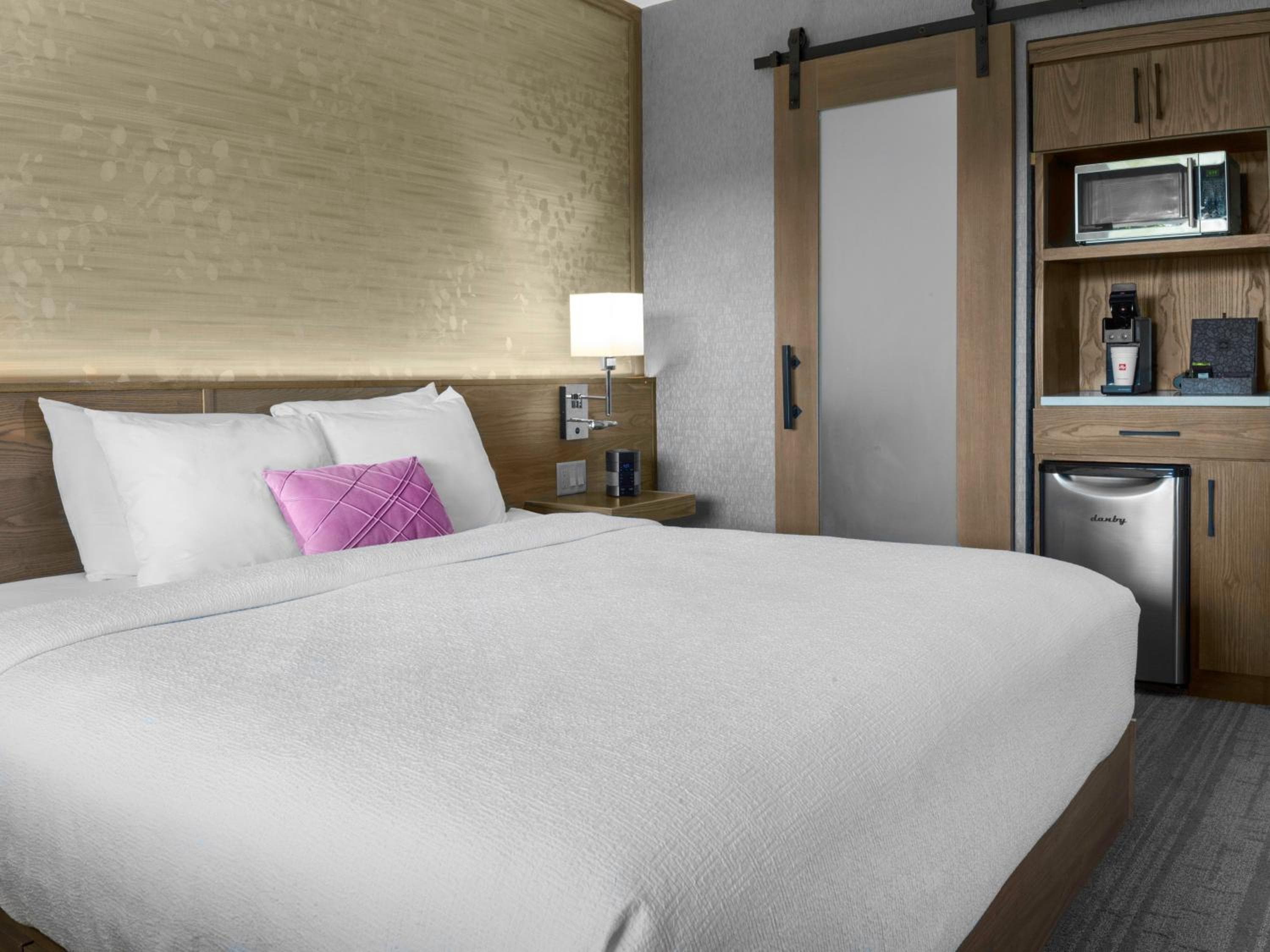 voco Niagara Falls - The Cadence by IHG