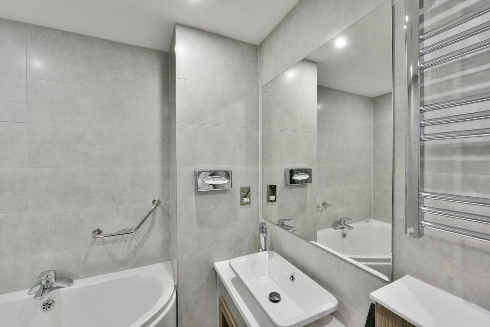 Holiday Inn - Manchester - Oldham by IHG