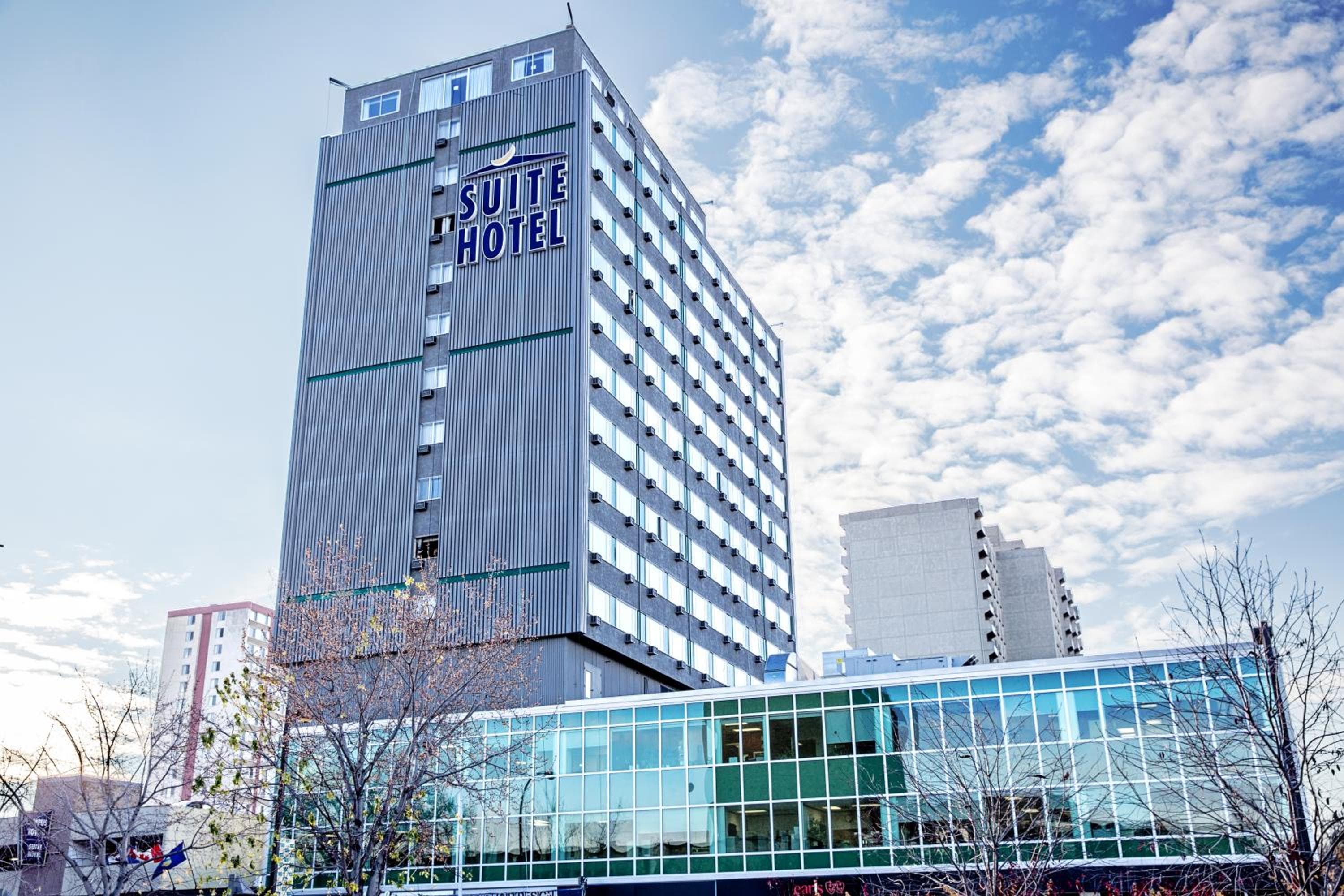 Campus Tower Suite Hotel