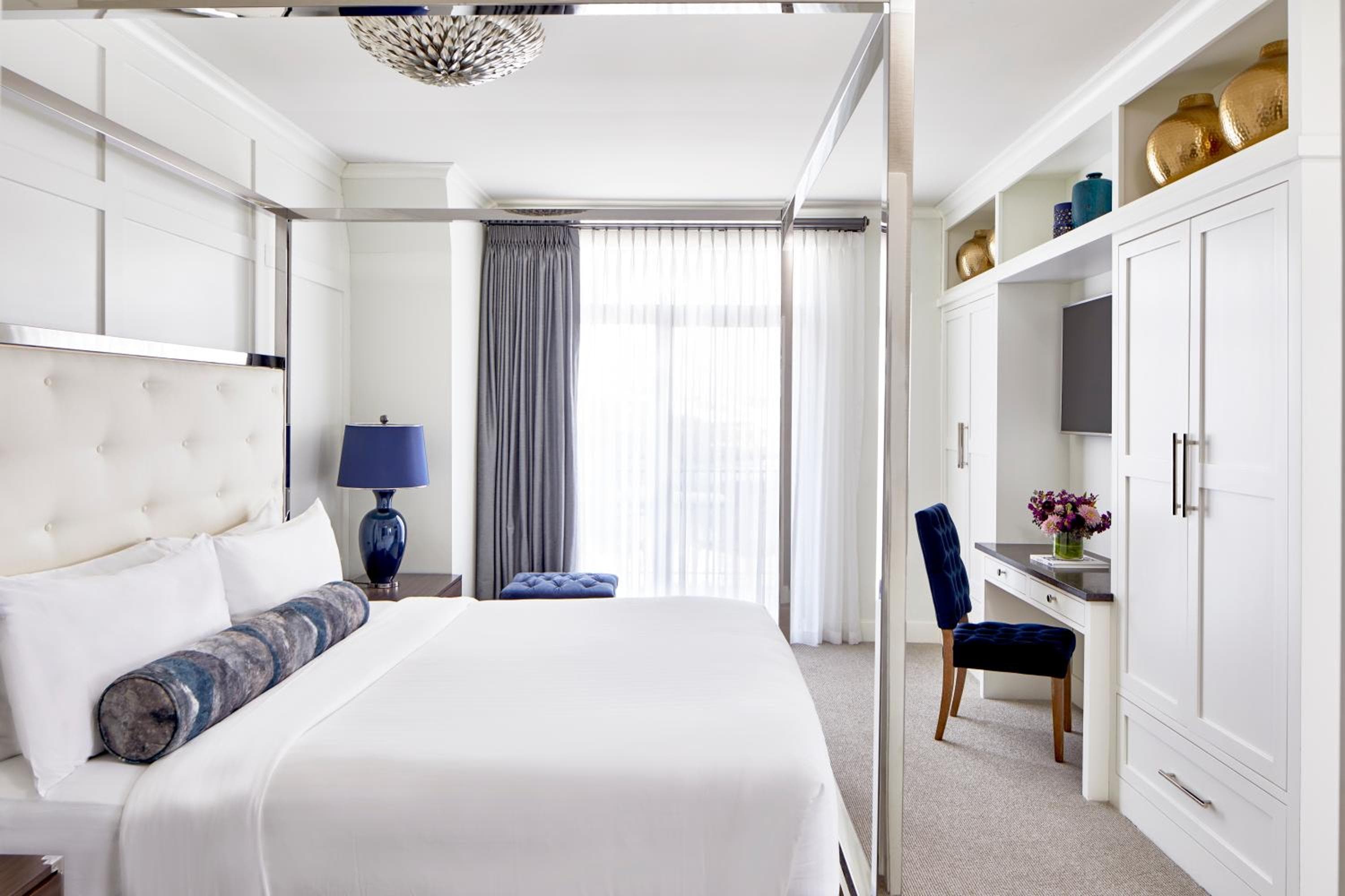 The Hotel Landing