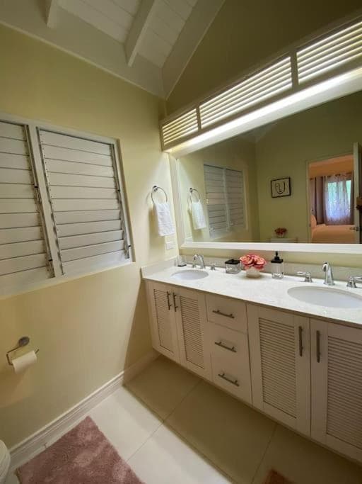 LovelyModern 3BD VacationHome JAAA