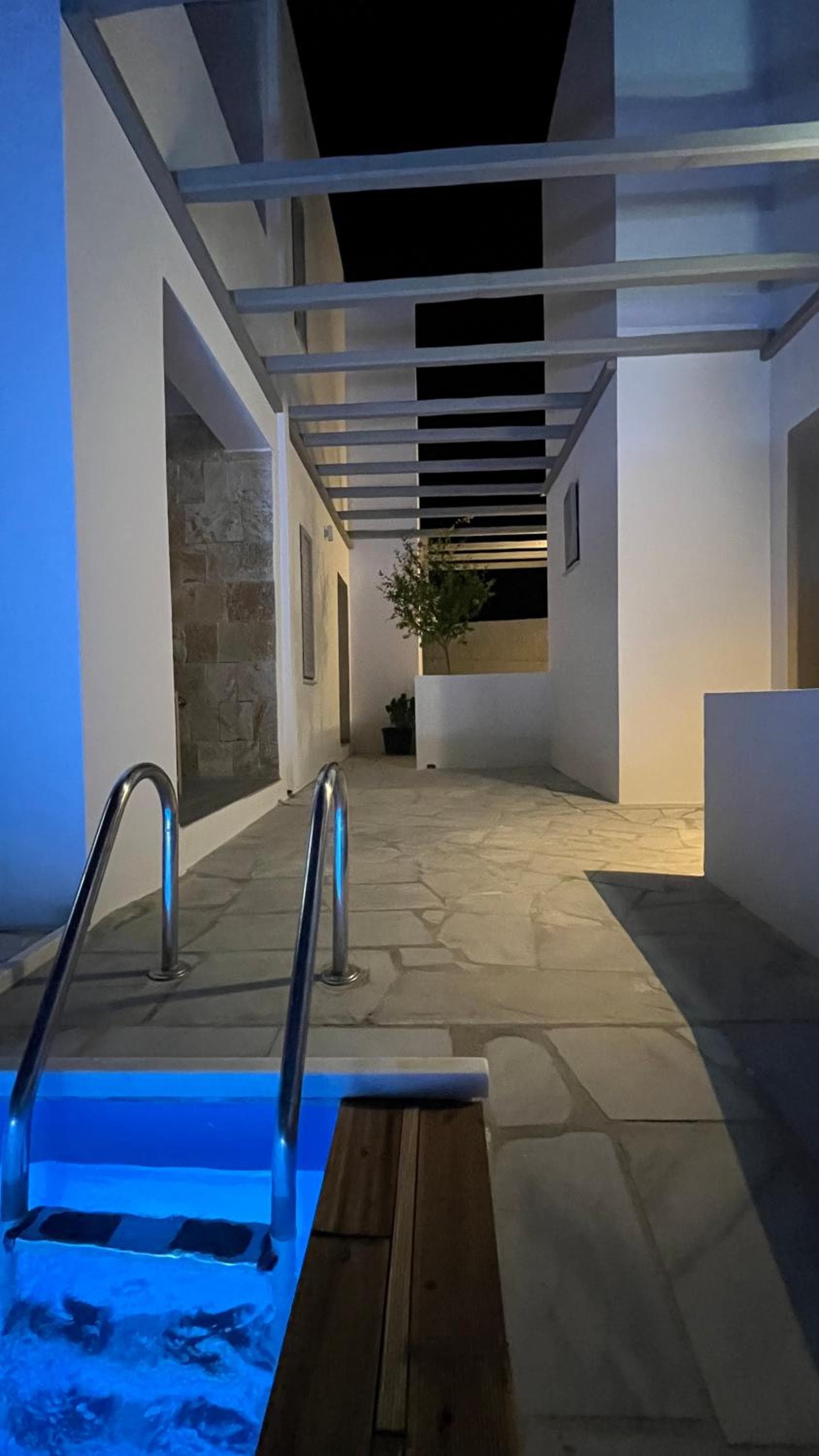 White Villas Paros