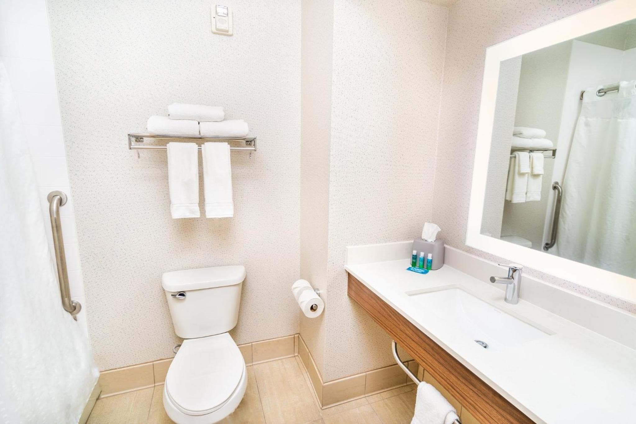 Holiday Inn Express & Suites Las Vegas SW Springvalley by IHG