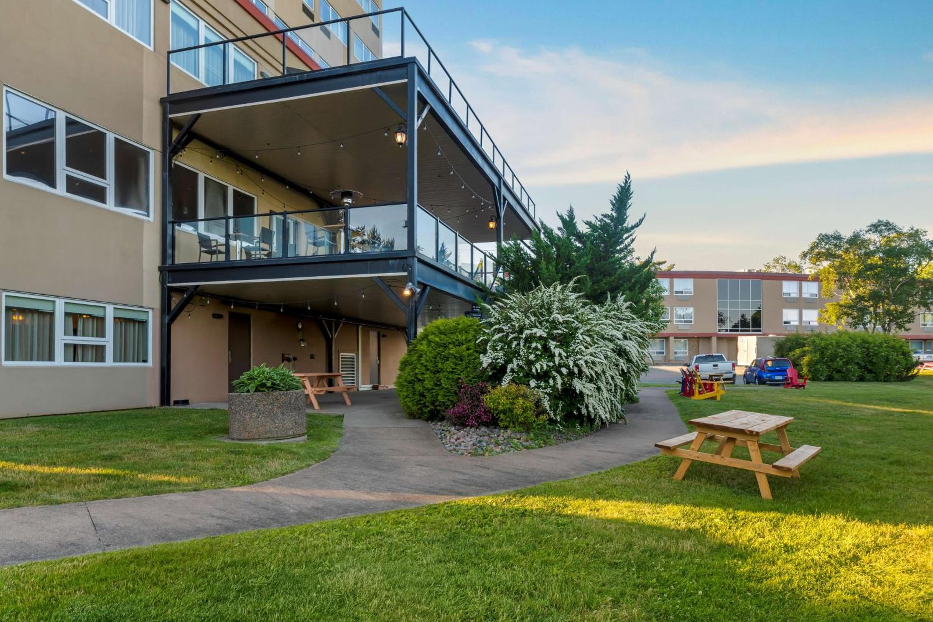Best Western Plus Chocolate Lake Hotel - Halifax