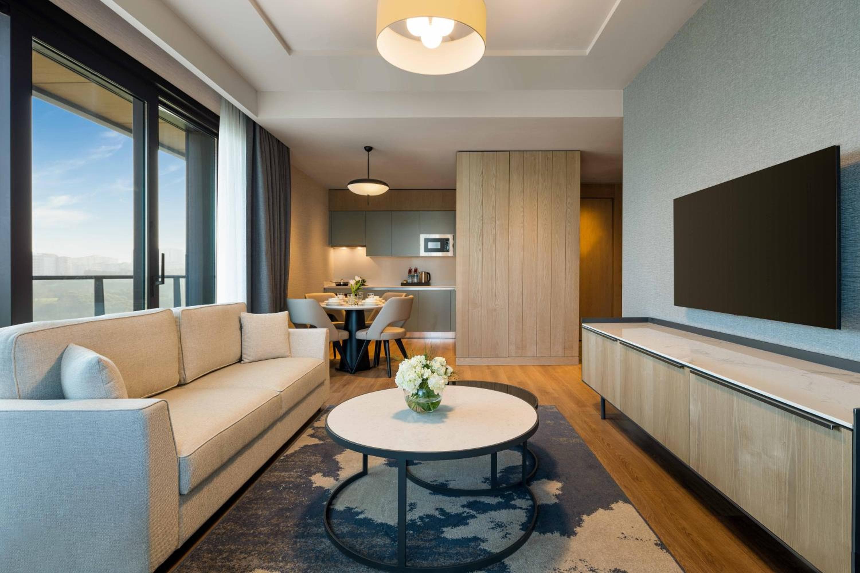 Movenpick Living Istanbul Camlivadi