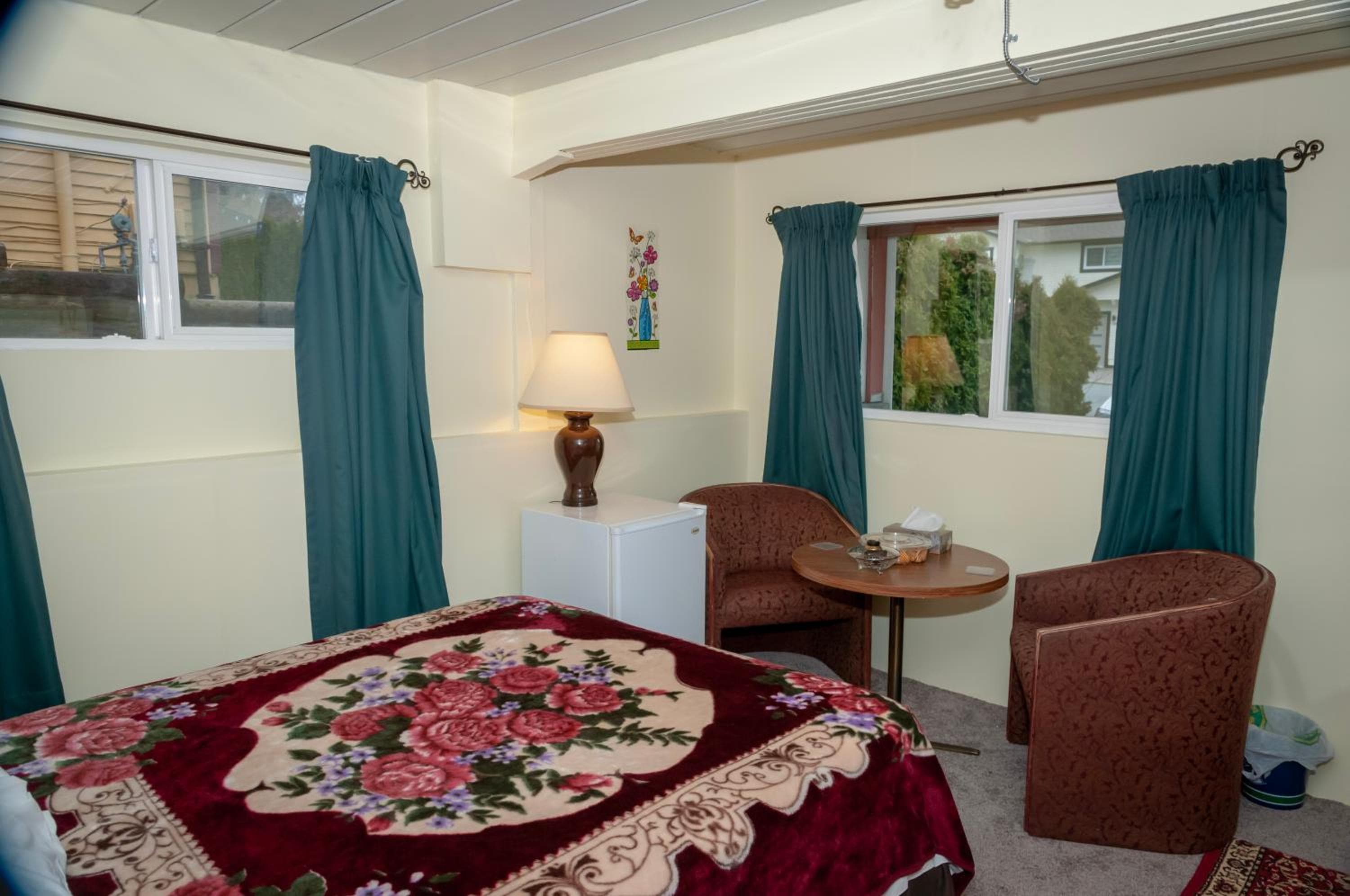 Guest Suite - Private Retreat - J-1