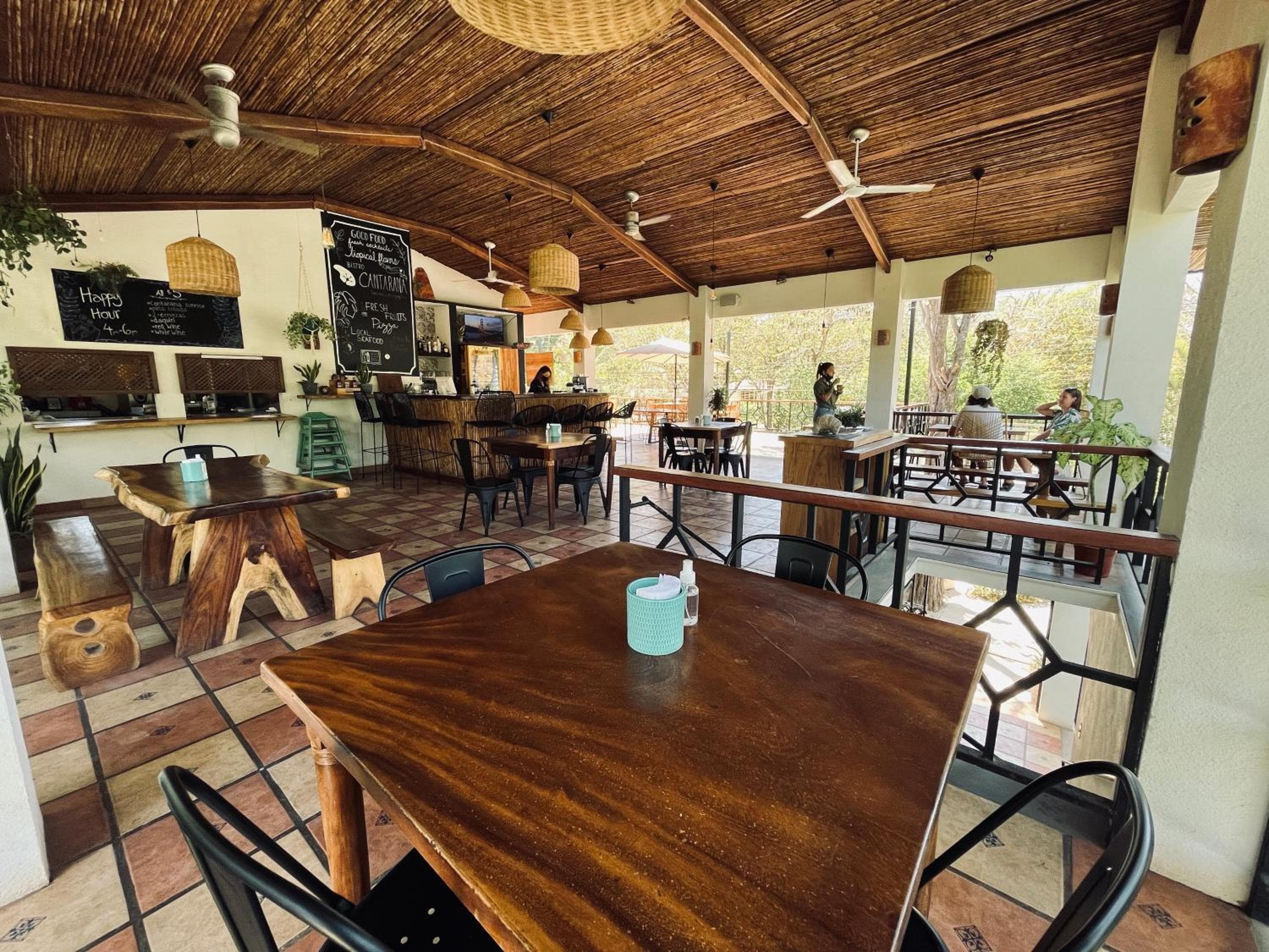 Hotel El Manglar y Cantarana