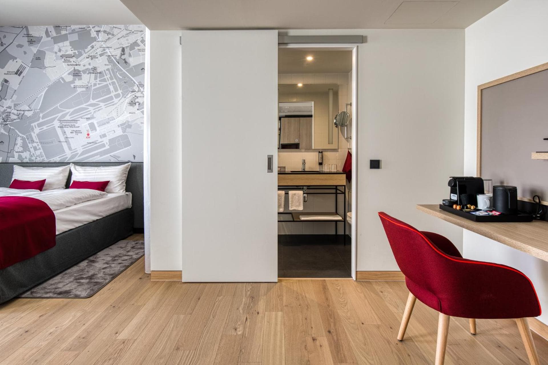 IntercityHotel Berlin Airport BER Terminal 1 & 2