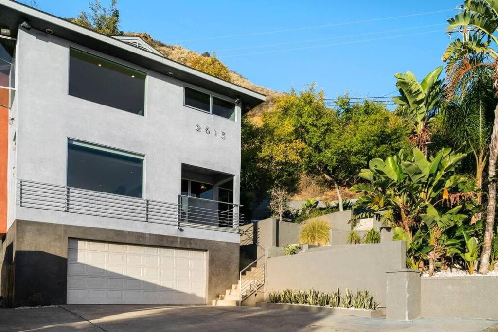 Malibu Secluded Escape Ocean View Zen House