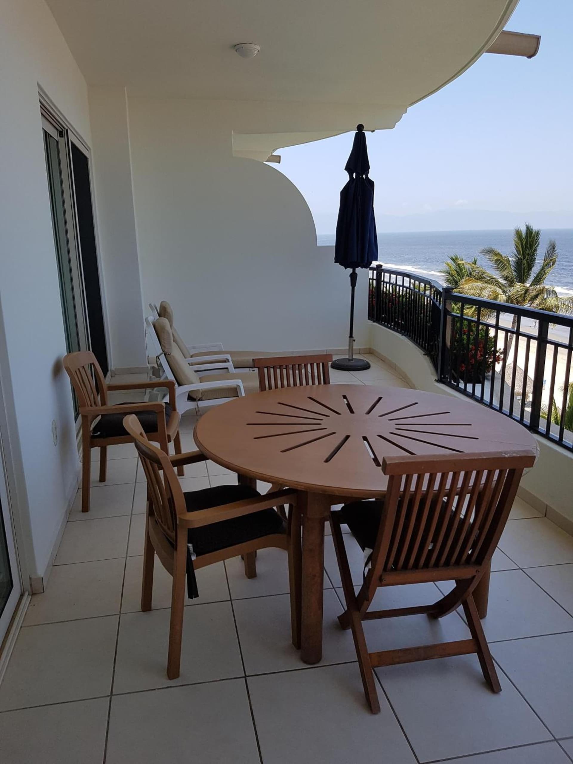 2 Br Five Star Playa Royale Residences Building