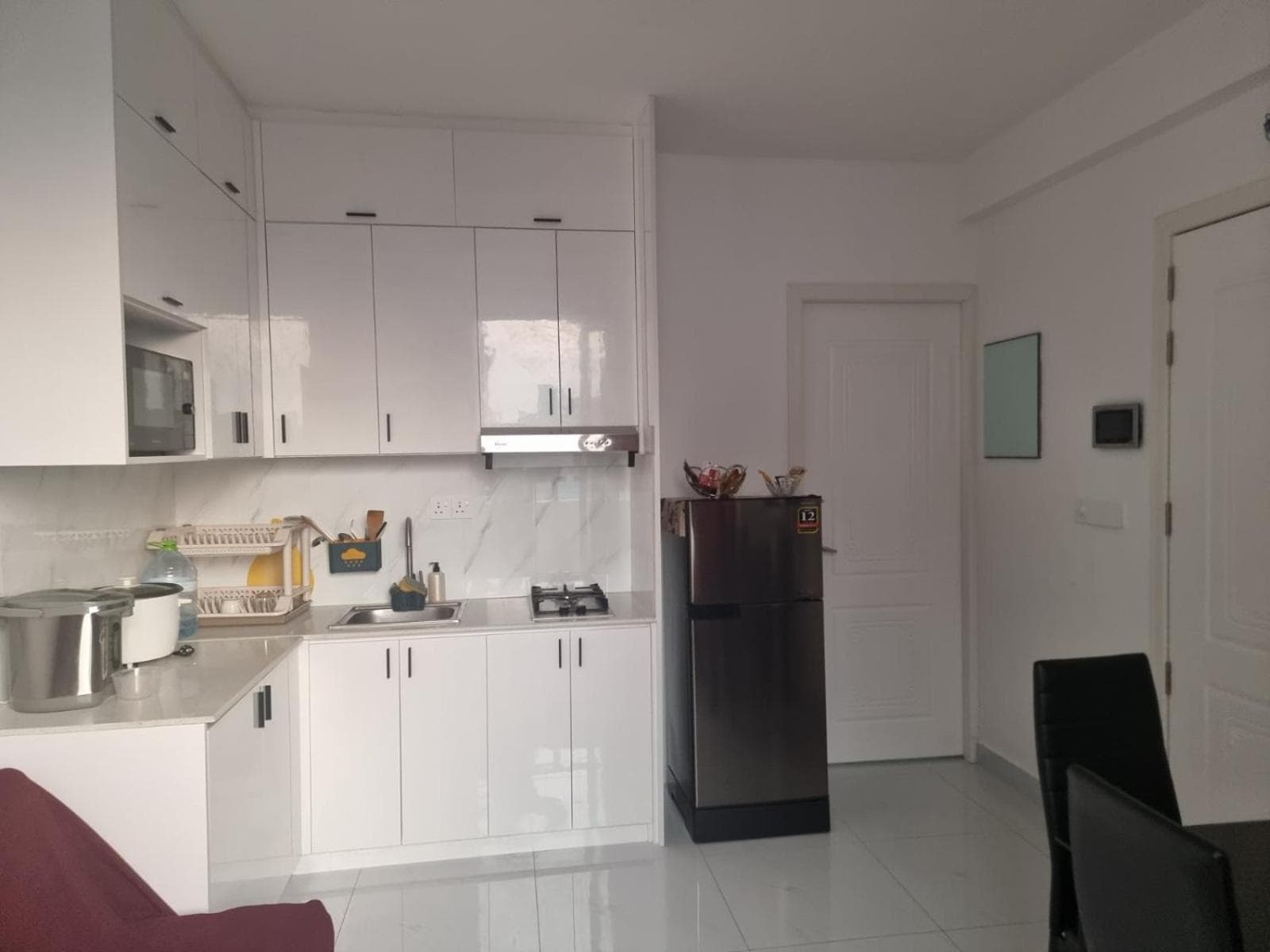 Resting View Maroon - One Bedroom Apartment