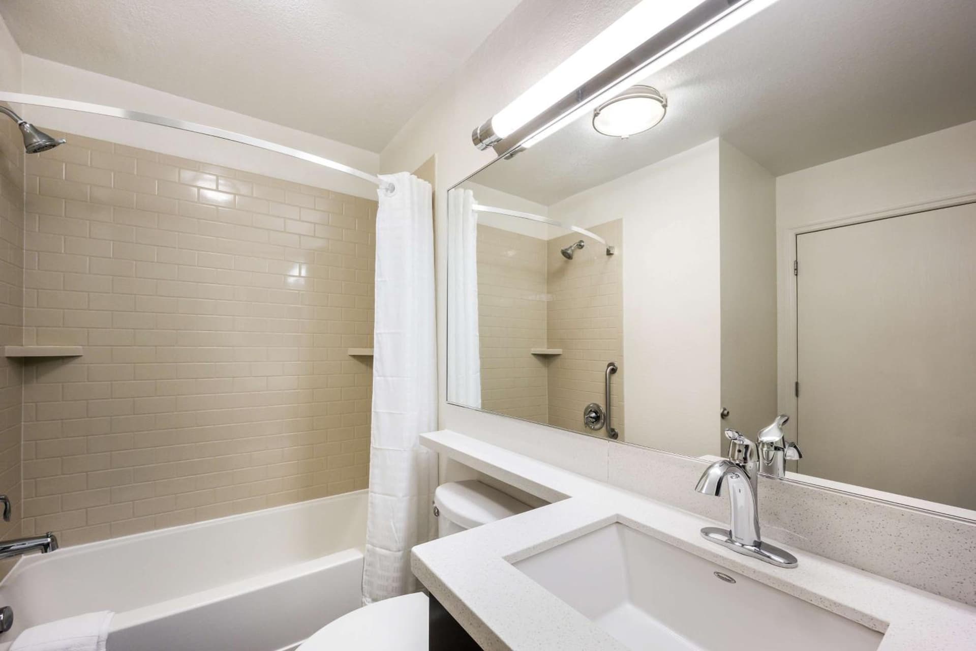 Coratel Suites Extended Stay MSP Airport Minneapolis Richfield