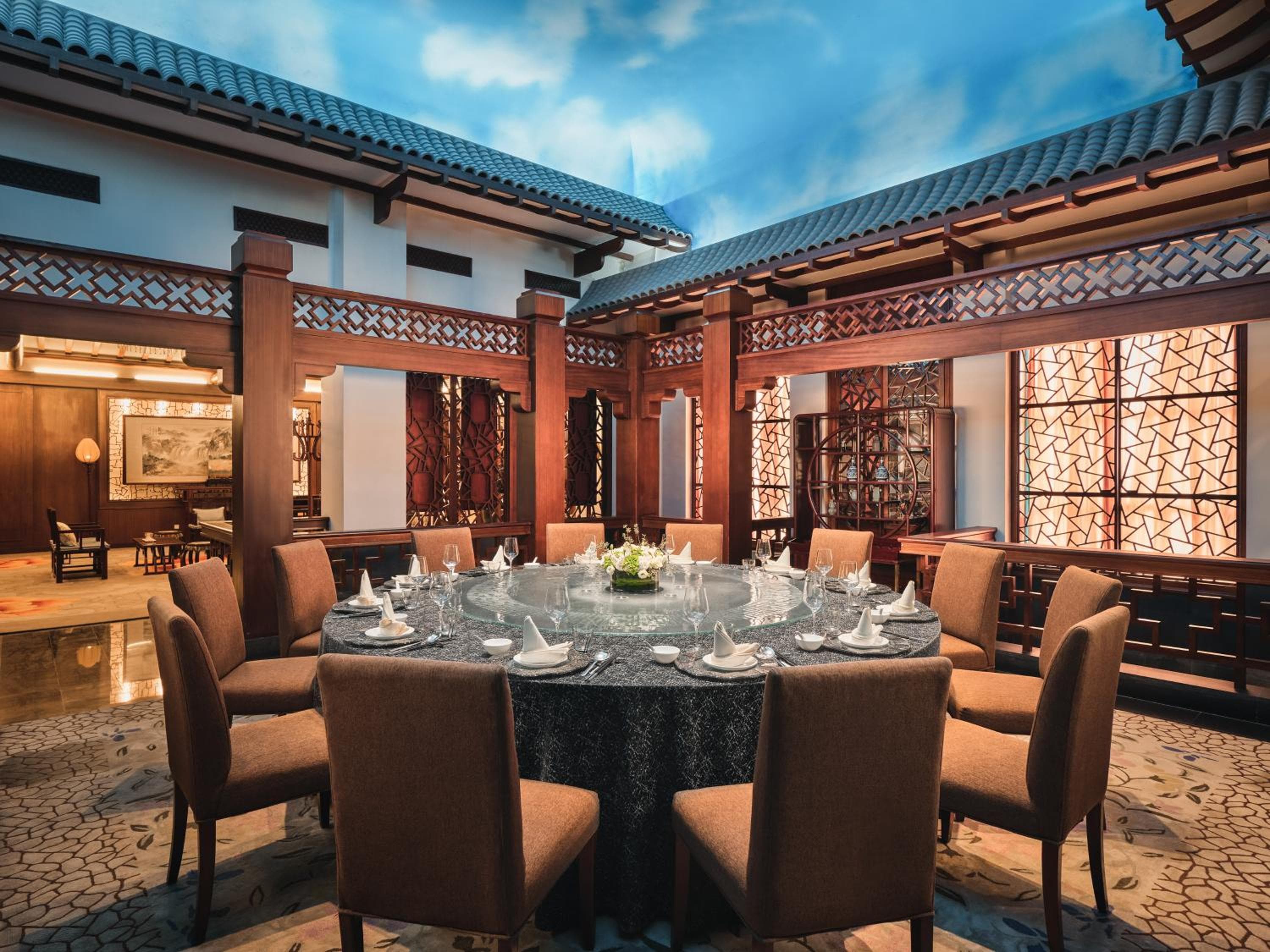 Hotel Indigo Shenzhen Overseas Chinese Town by IHG