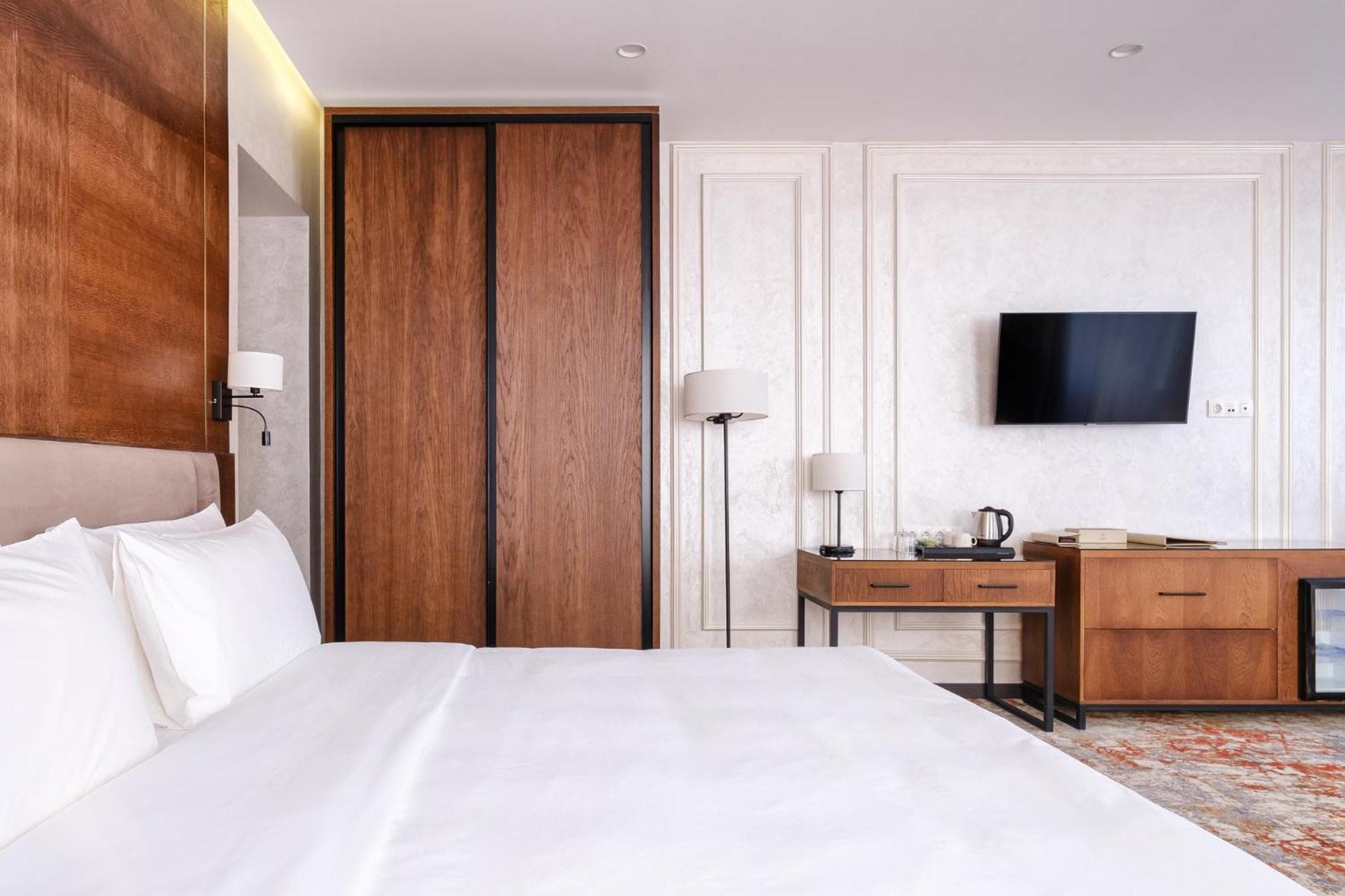 Grand Mildom Hotel