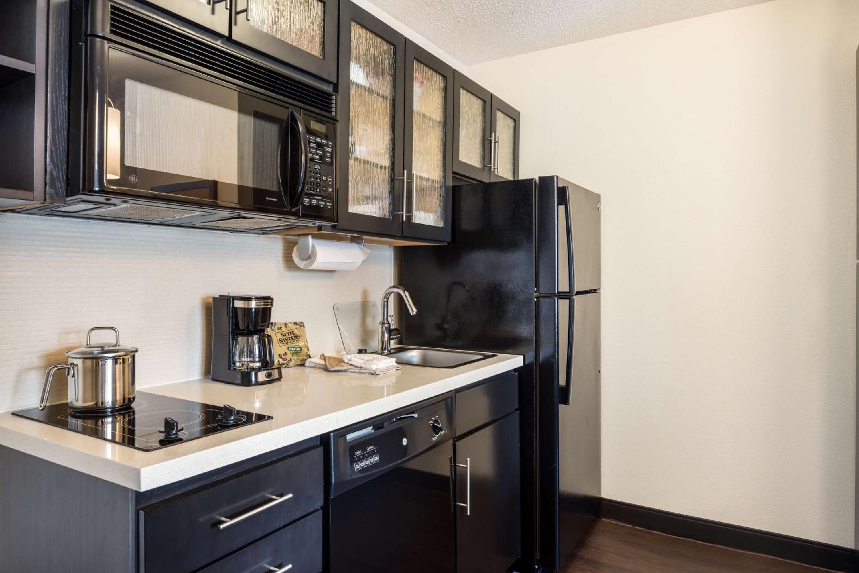 Sonesta Simply Suites Columbus Airport Gahanna