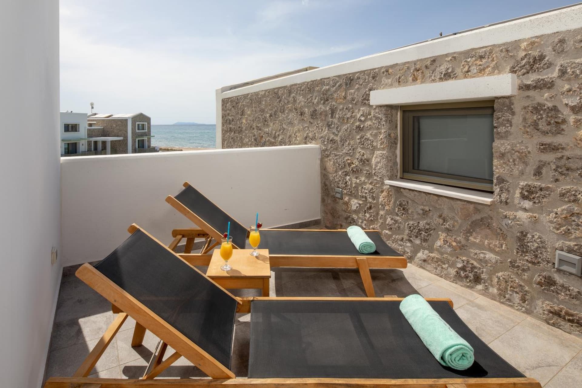 Thalassa Suites