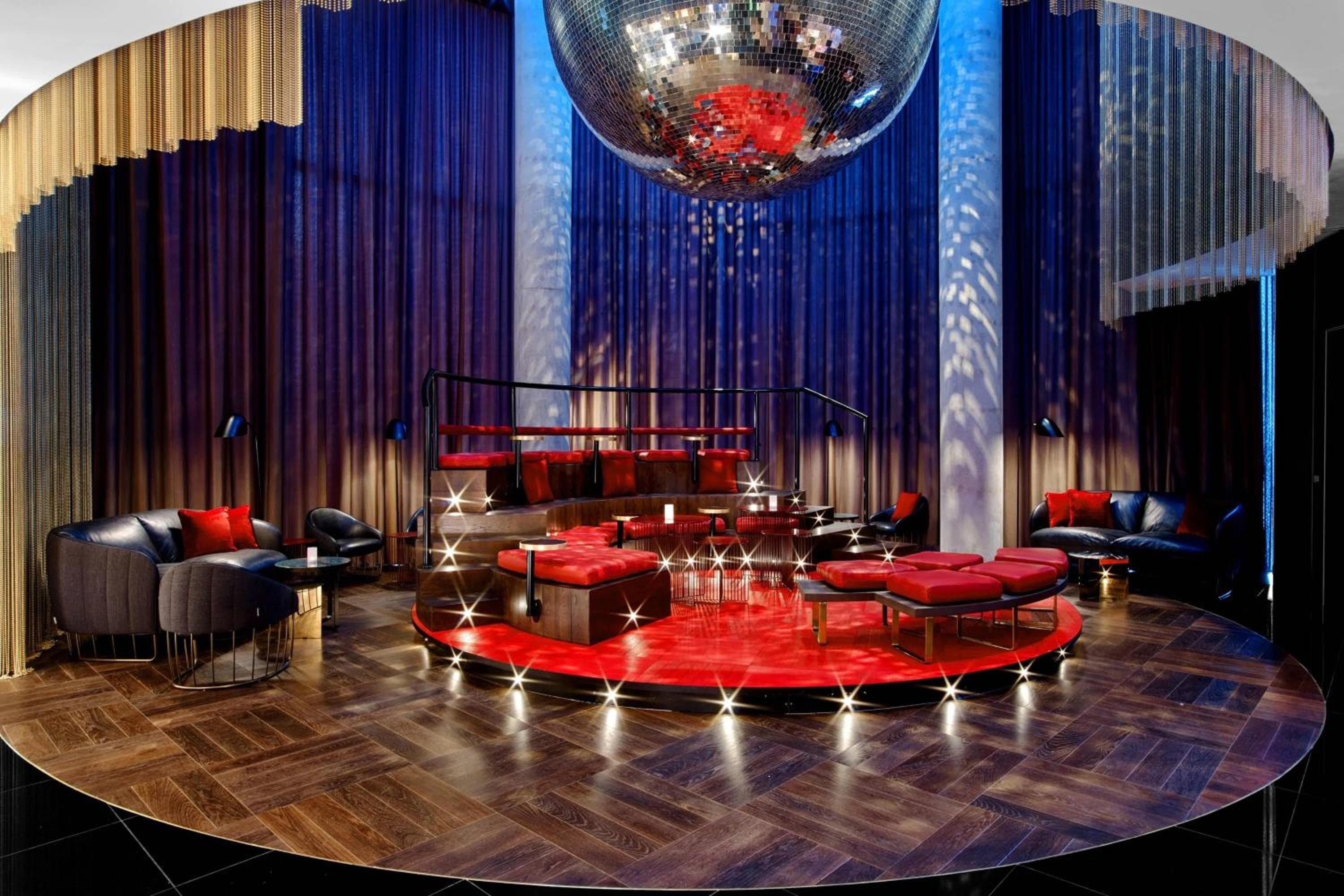 lounge