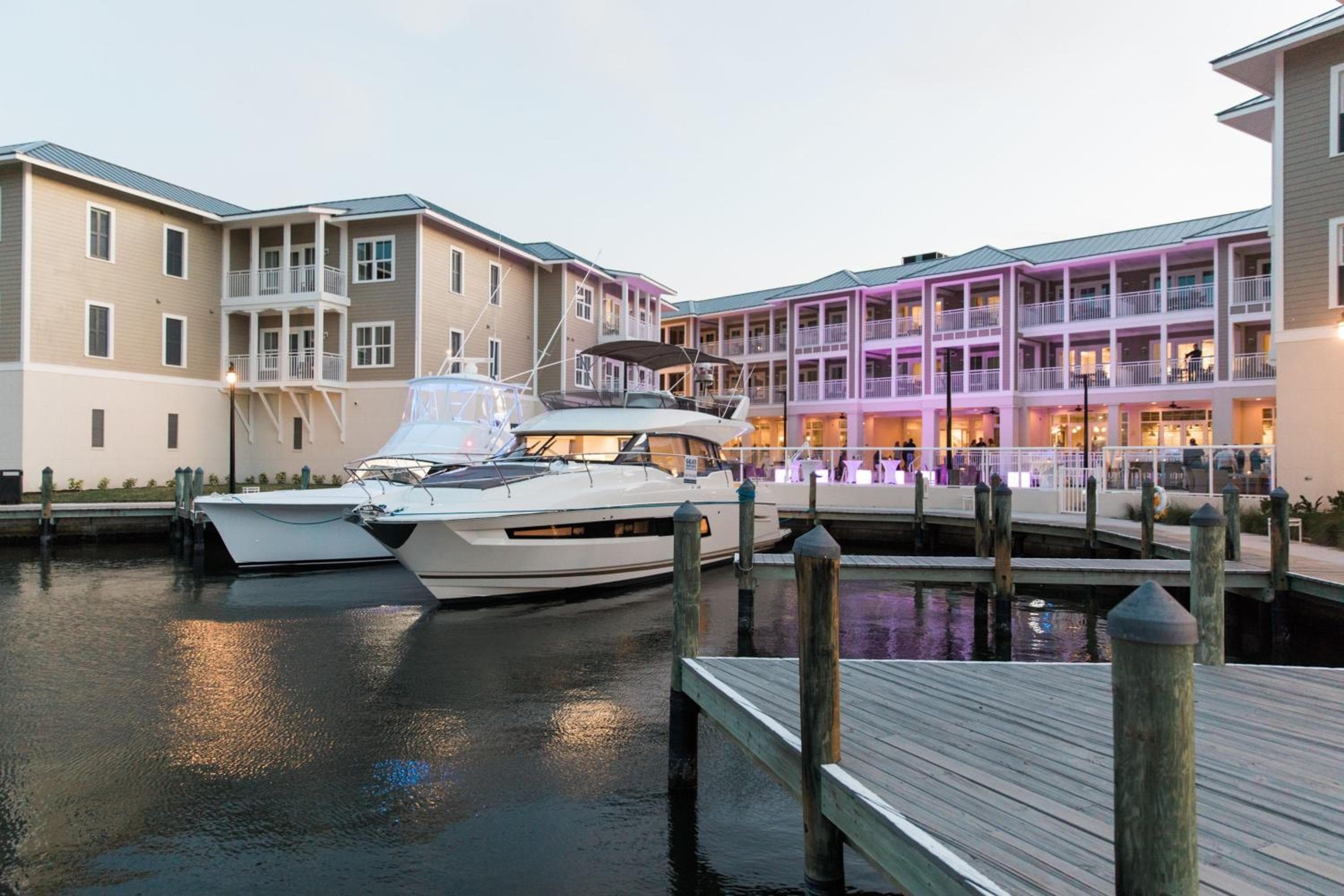 Waterline Villas & Marina, Autograph Collection