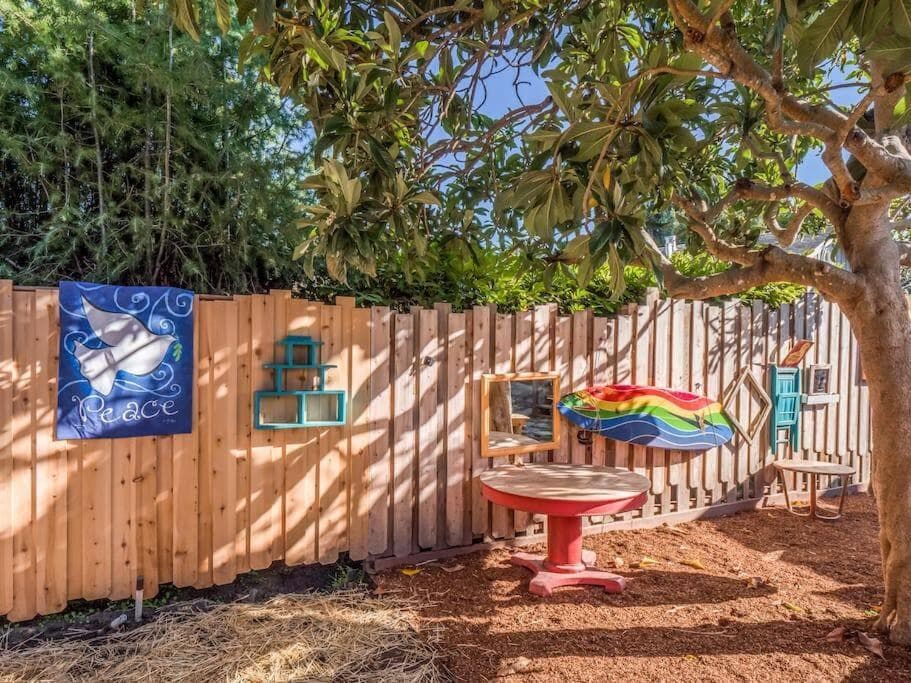 Relaxing 3 bedroom Santa Cruz house, 5min to beach